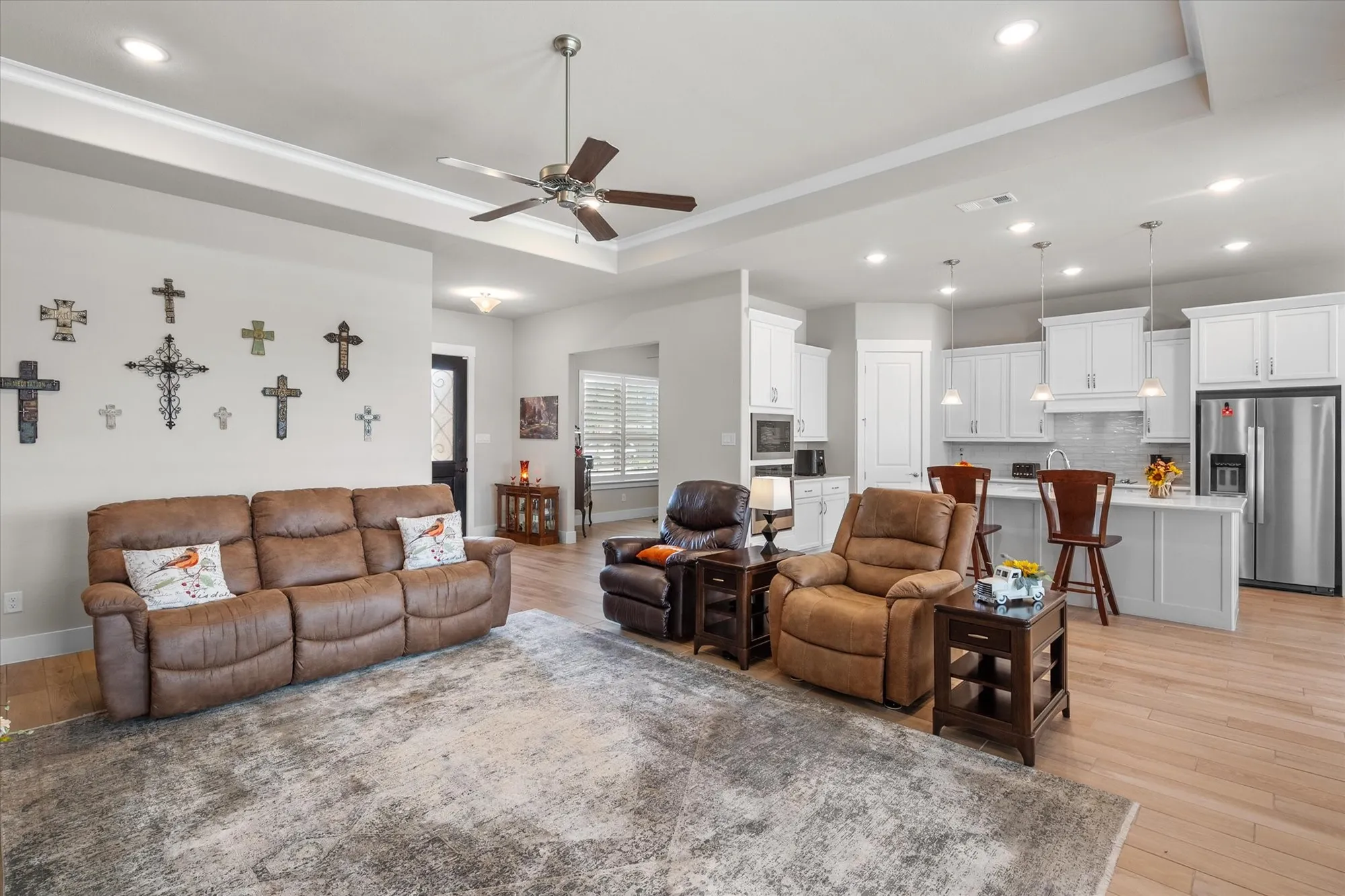 Property Slideshow image 7 of 25 | 2516 nueva way, Mansfield, TX, 76063