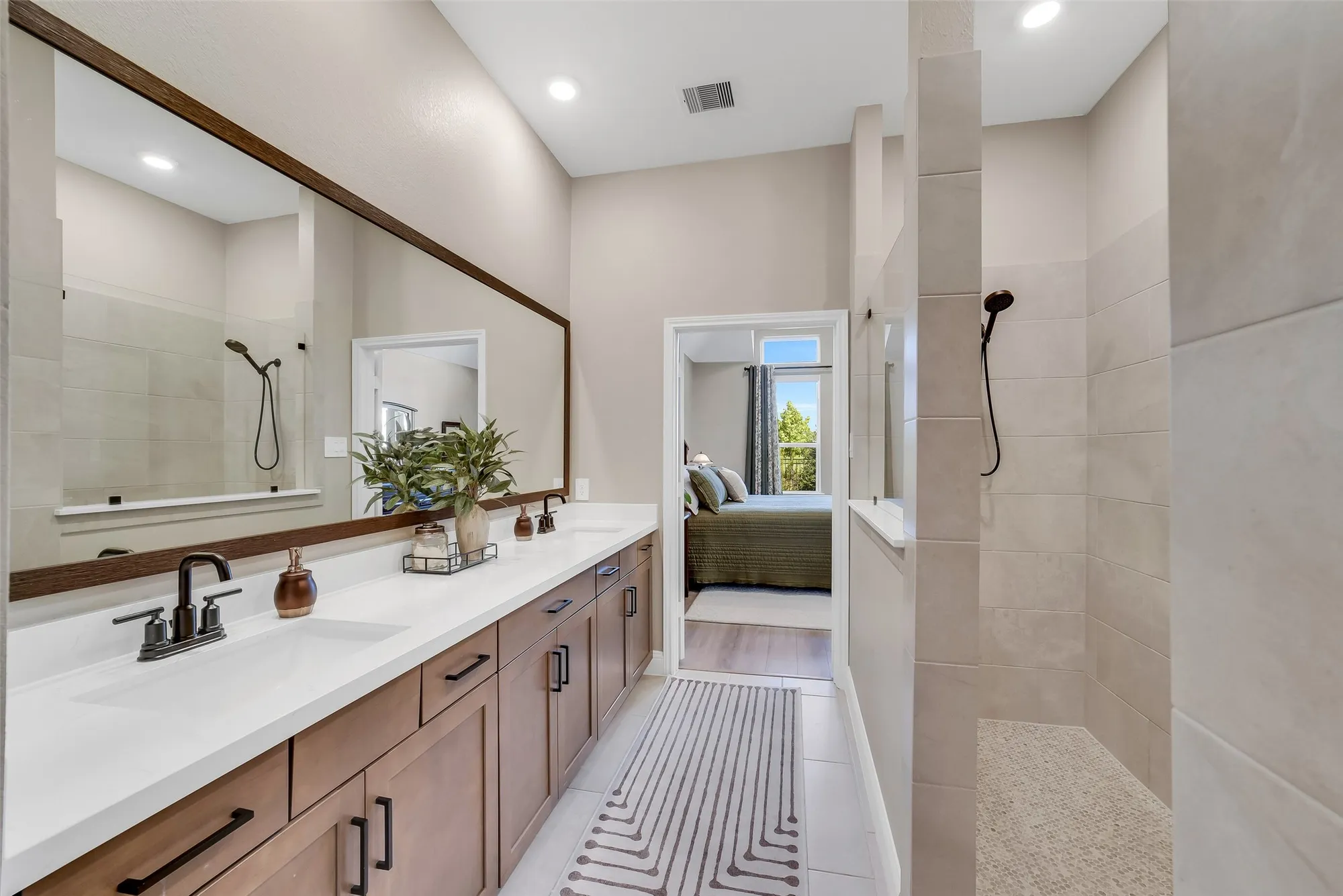 Property Slideshow image 17 of 29 | 14648 cedar elm ct, Willis, TX, 77318