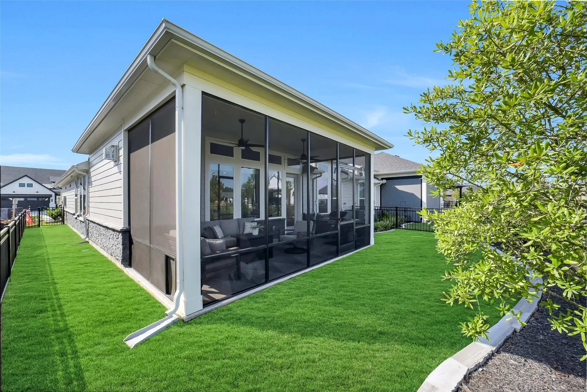 Property Slideshow image 25 of 29 | 14648 cedar elm ct, Willis, TX, 77318