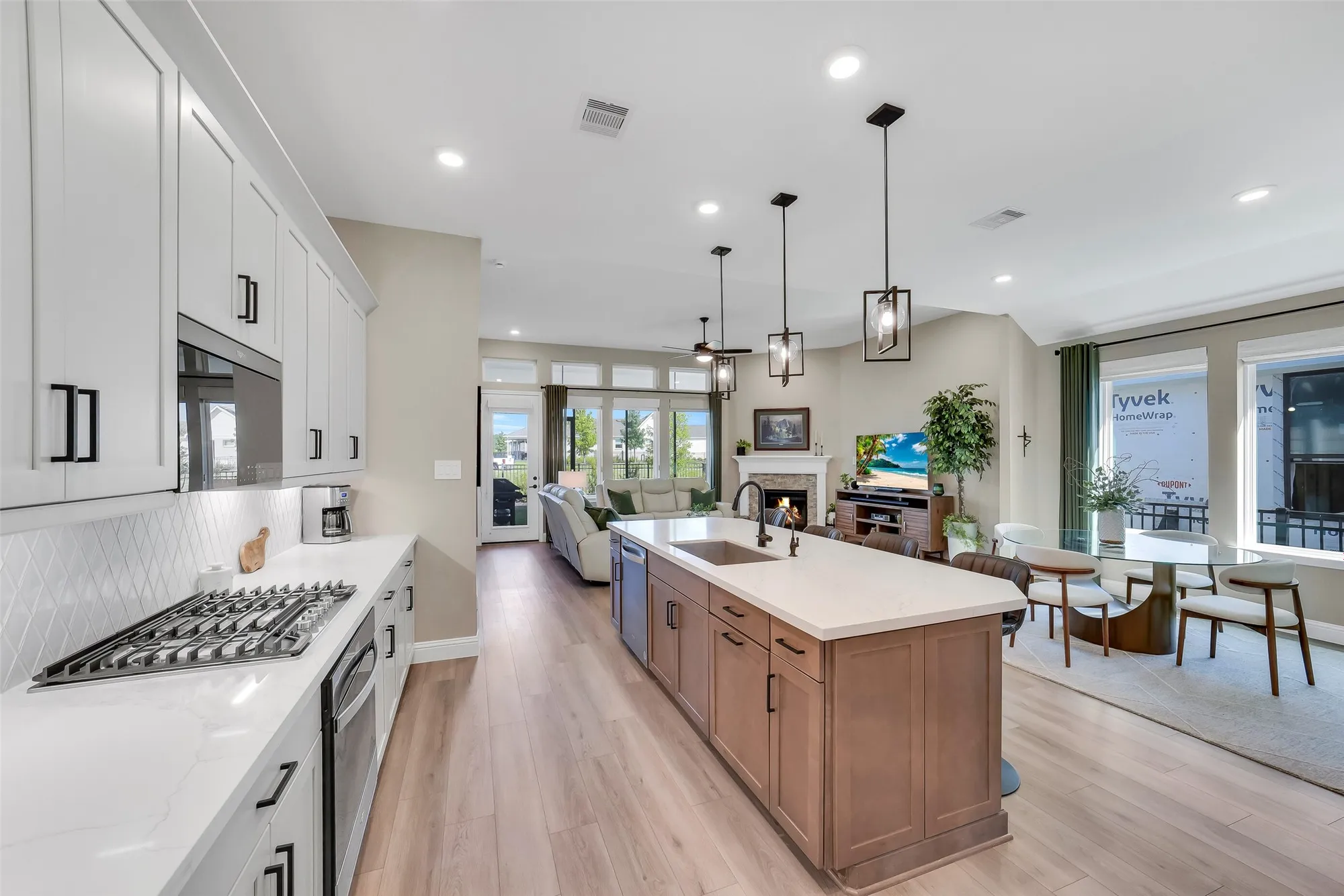 Property Slideshow image 6 of 29 | 14648 cedar elm ct, Willis, TX, 77318