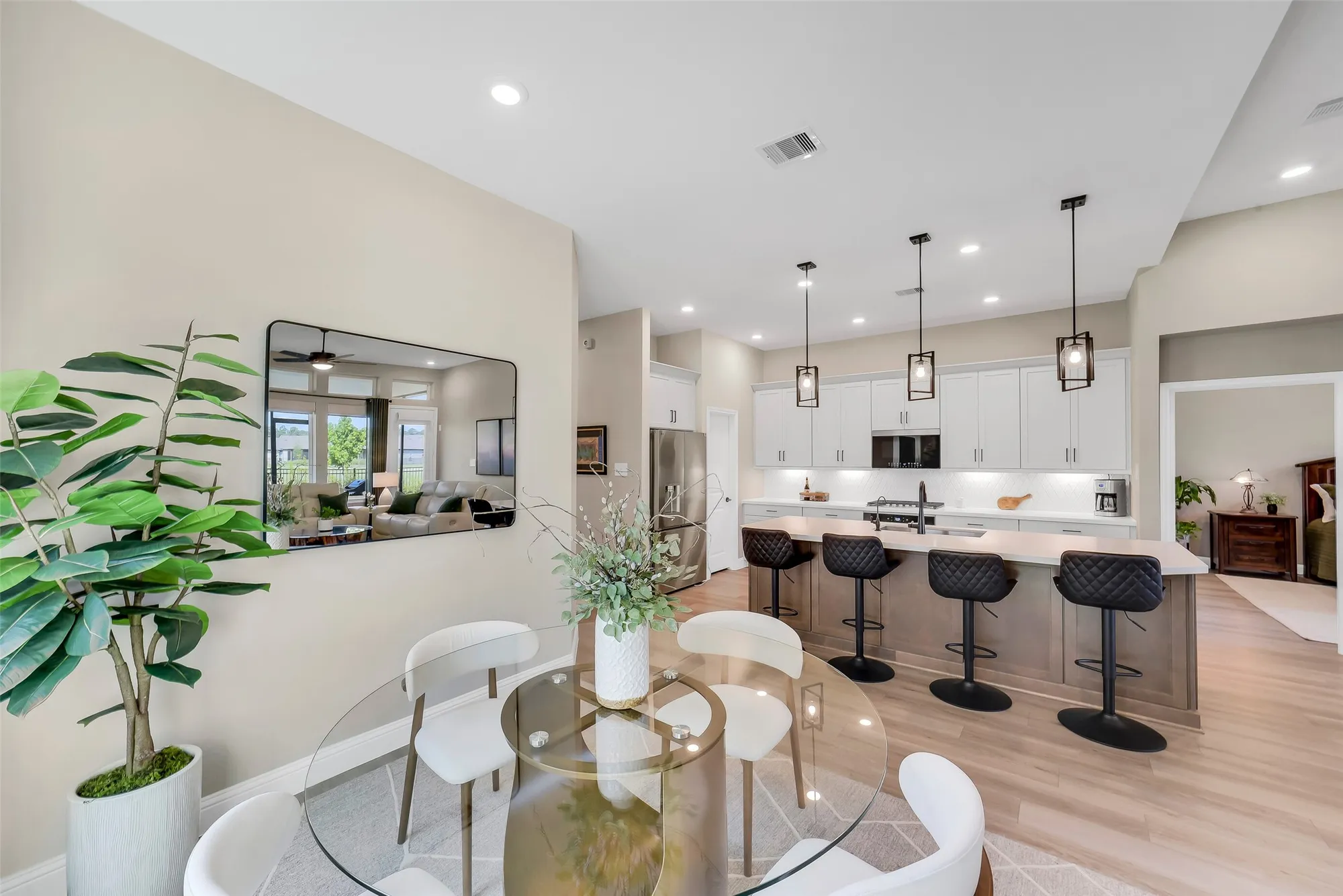 Property Slideshow image 8 of 29 | 14648 cedar elm ct, Willis, TX, 77318