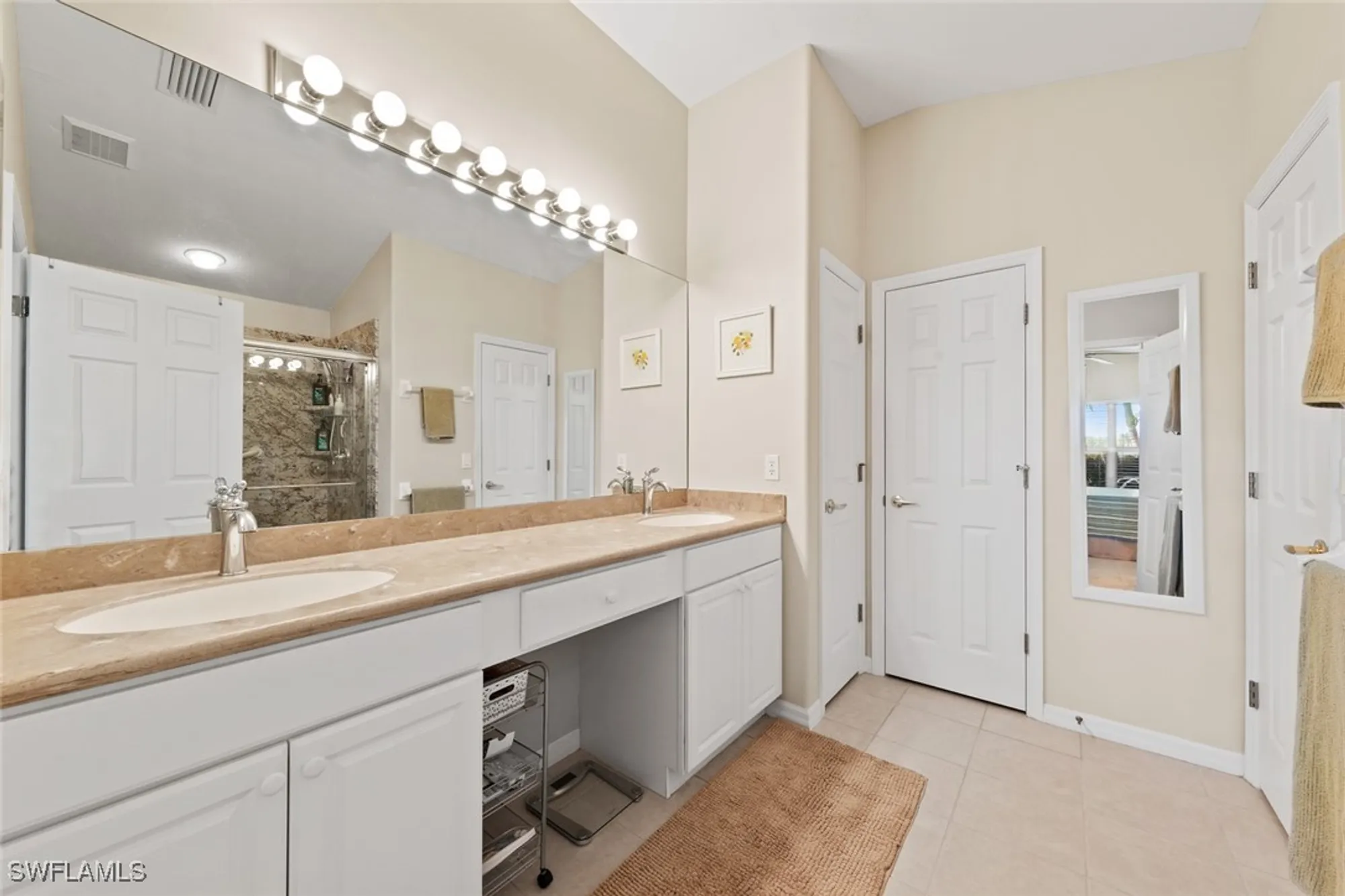 Property Slideshow image 18 of 42 | 9534 hemingway ln, Fort Myers, FL, 33913