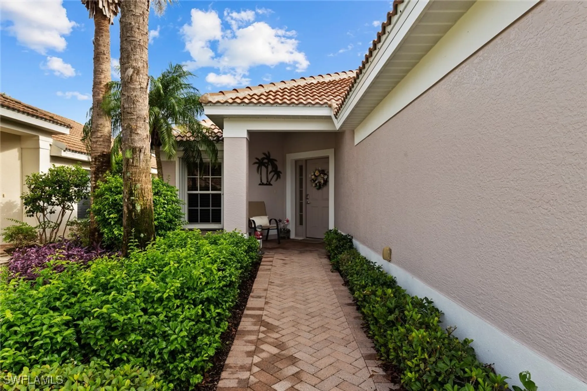 Property Slideshow image 4 of 42 | 9534 hemingway ln, Fort Myers, FL, 33913