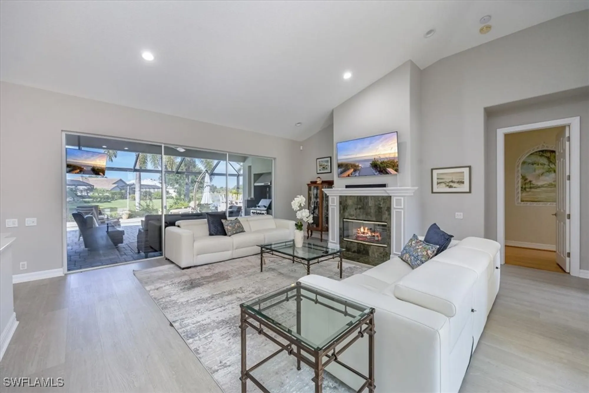 Property Slideshow image 6 of 24 | 537 wedgewood way, Naples, FL, 34119