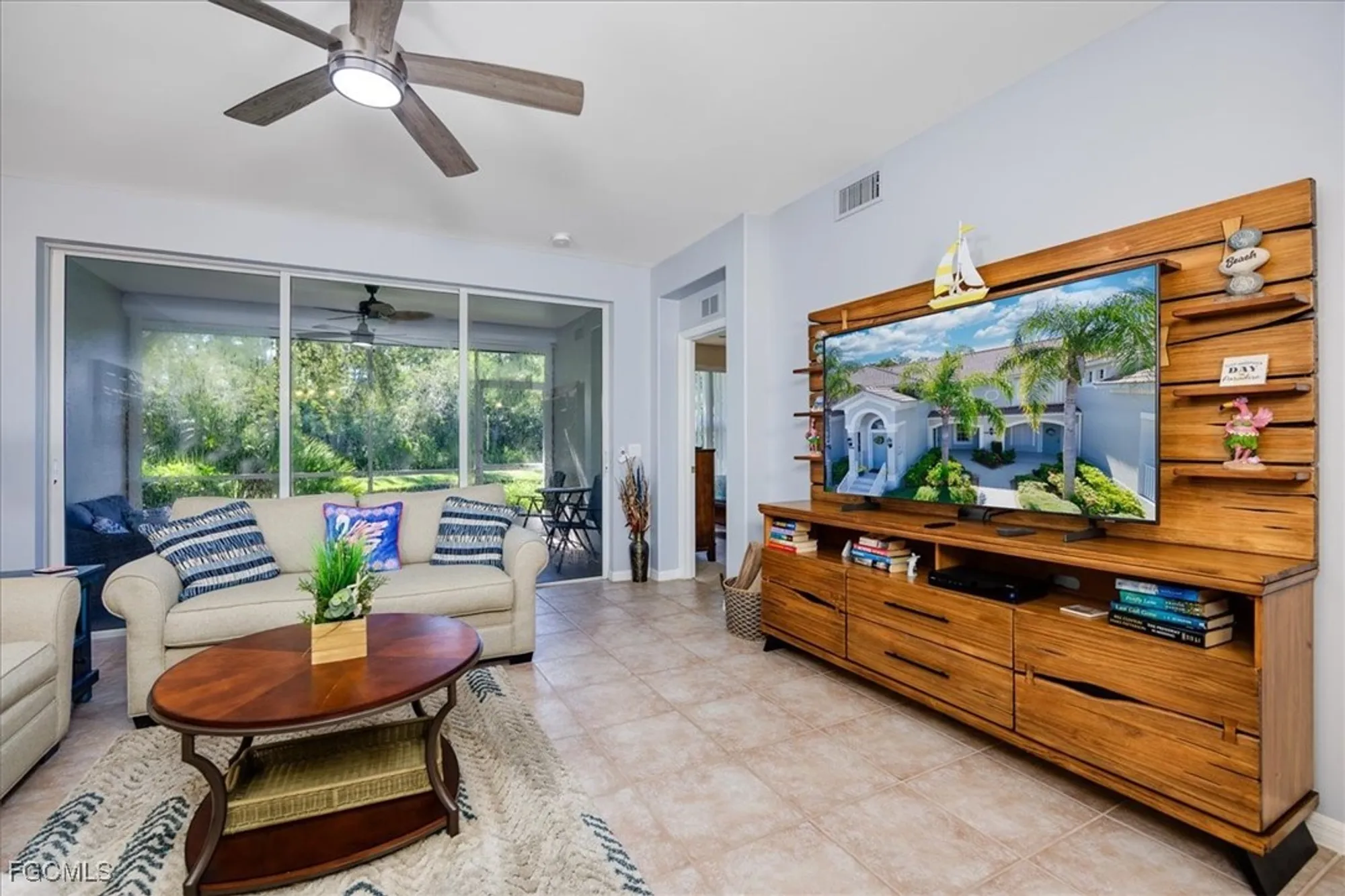 Property Slideshow image 12 of 43 | 9611 hemingway ln apt 3907, Fort Myers, FL, 33913