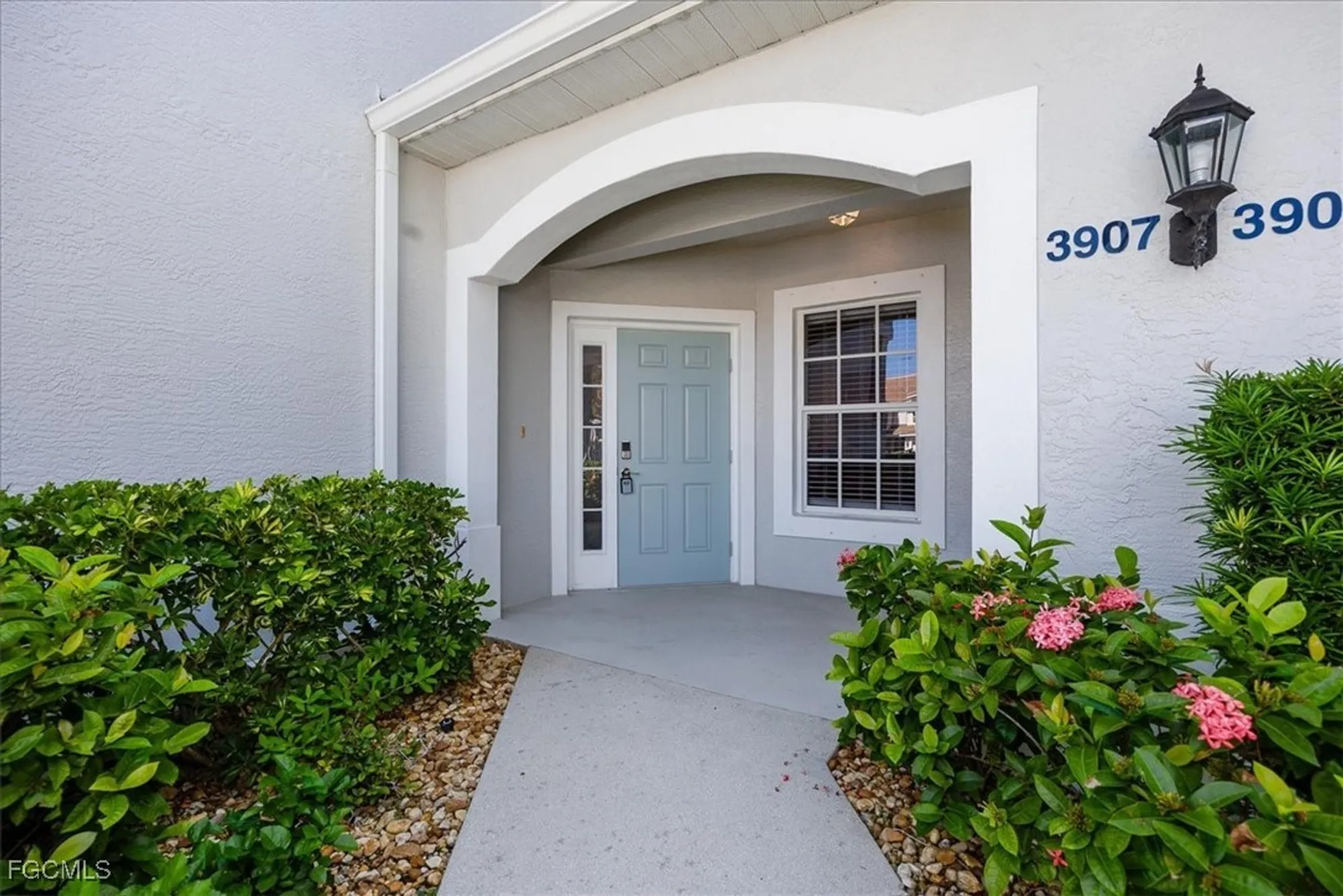 Property Slideshow image 31 of 43 | 9611 hemingway ln apt 3907, Fort Myers, FL, 33913