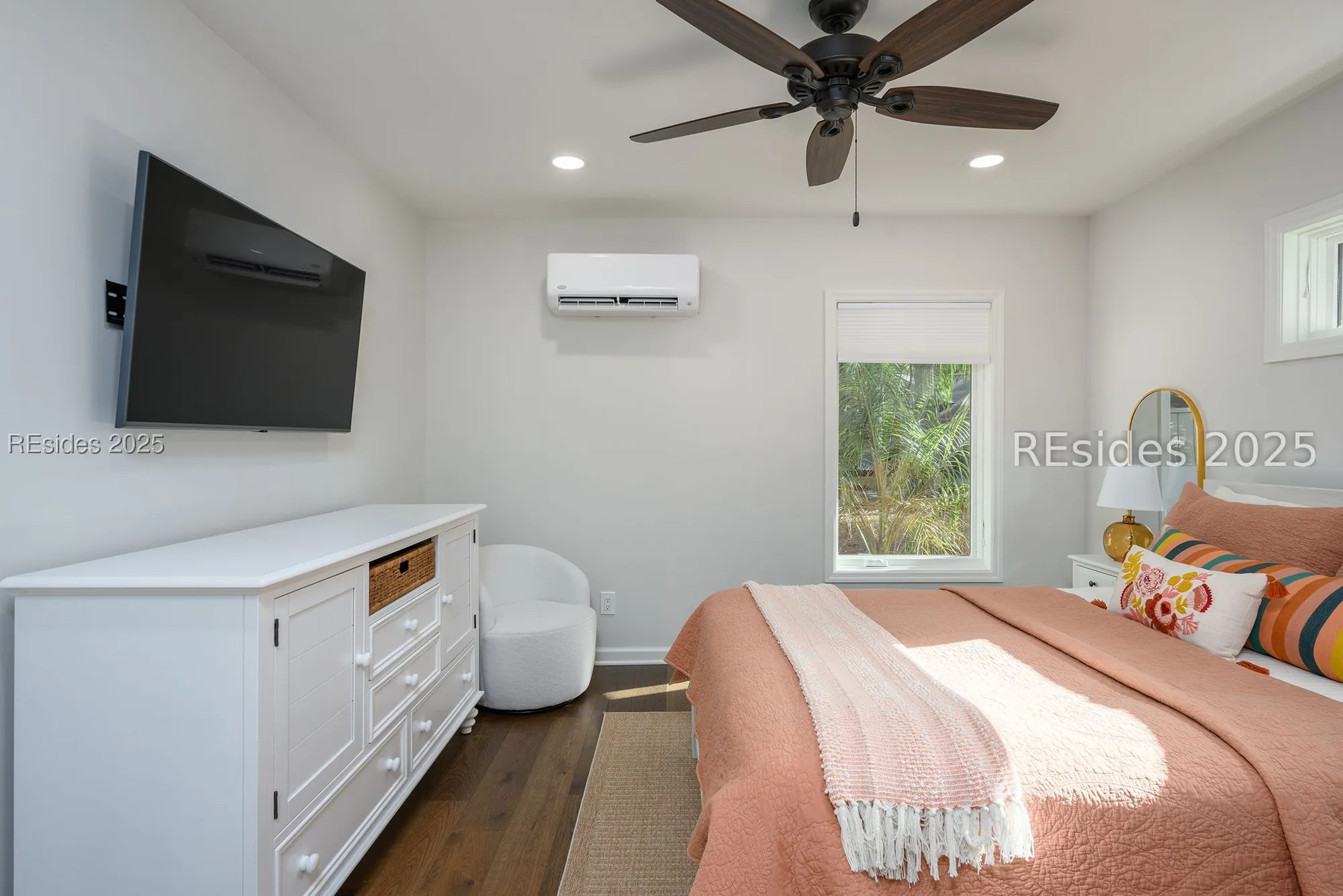 Property Slideshow image 21 of 47 | 20 edgewood dr, Hilton Head Island, SC, 29926