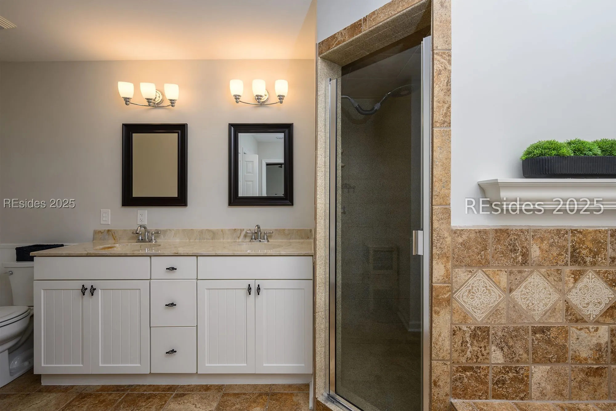 Property Slideshow image 34 of 47 | 20 edgewood dr, Hilton Head Island, SC, 29926