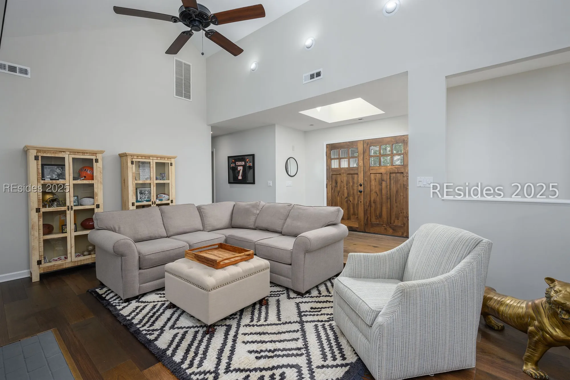 Property Slideshow image 5 of 47 | 20 edgewood dr, Hilton Head Island, SC, 29926