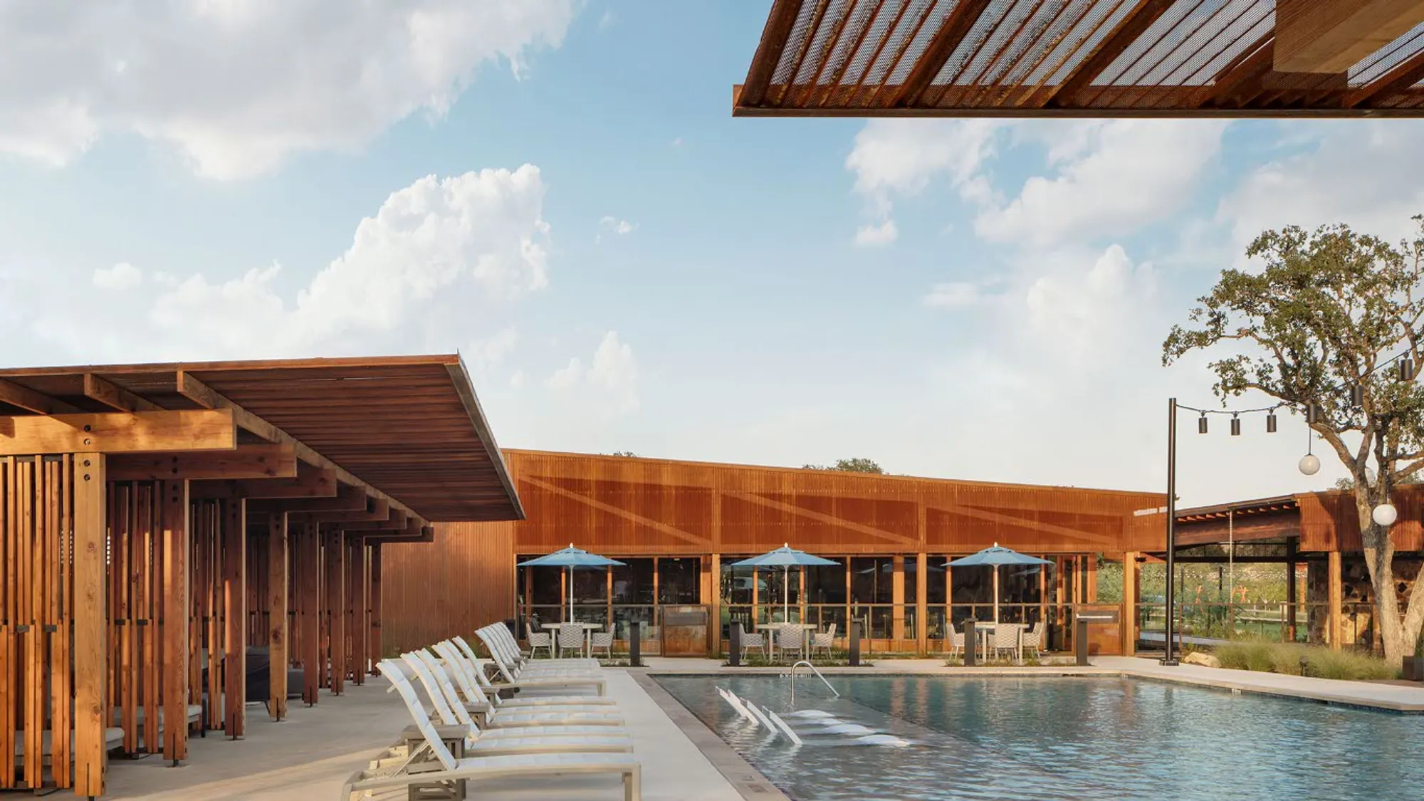 Property Slideshow image 18 of 25 | 501 sundance ln, Georgetown, TX, 78633