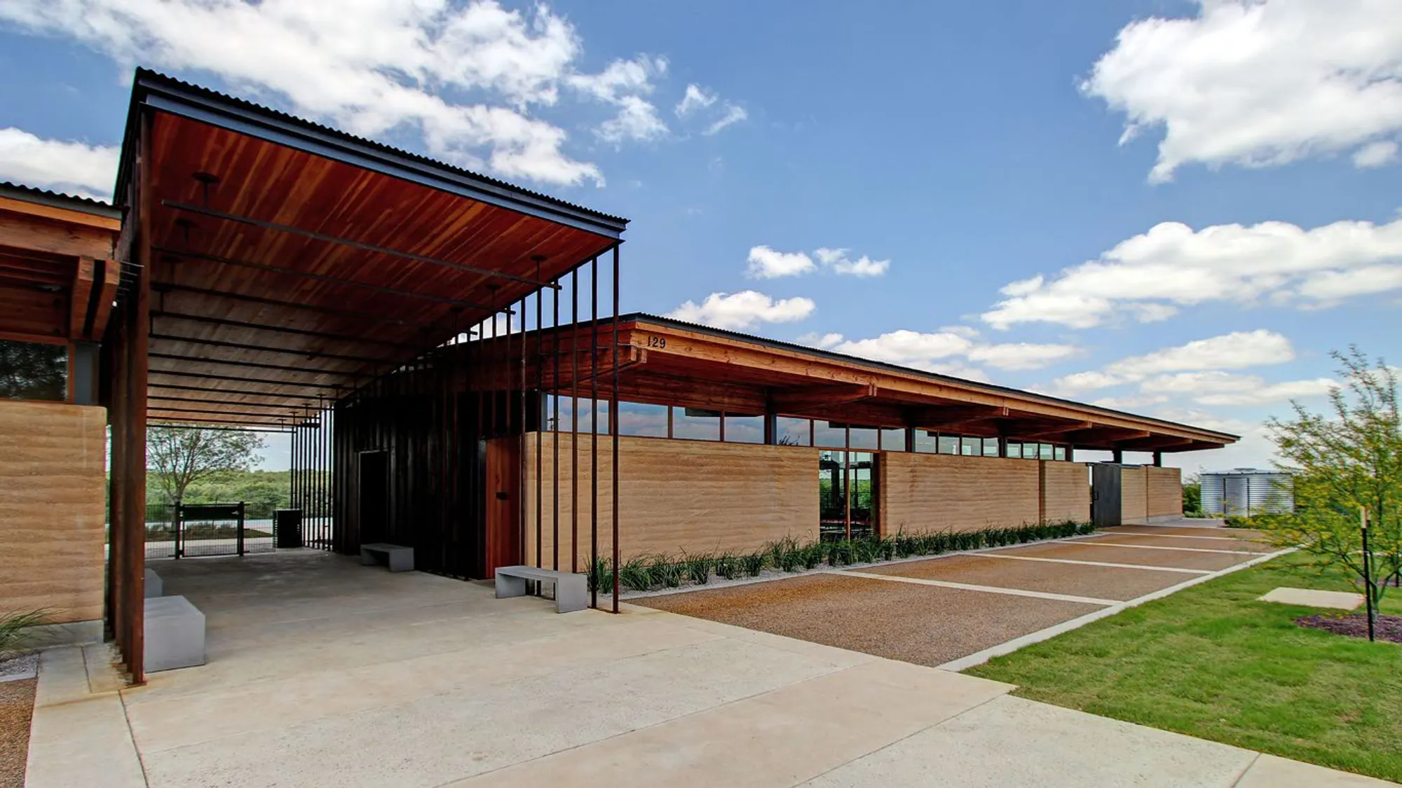 Property Slideshow image 11 of 25 | 501 sundance ln, Georgetown, TX, 78633