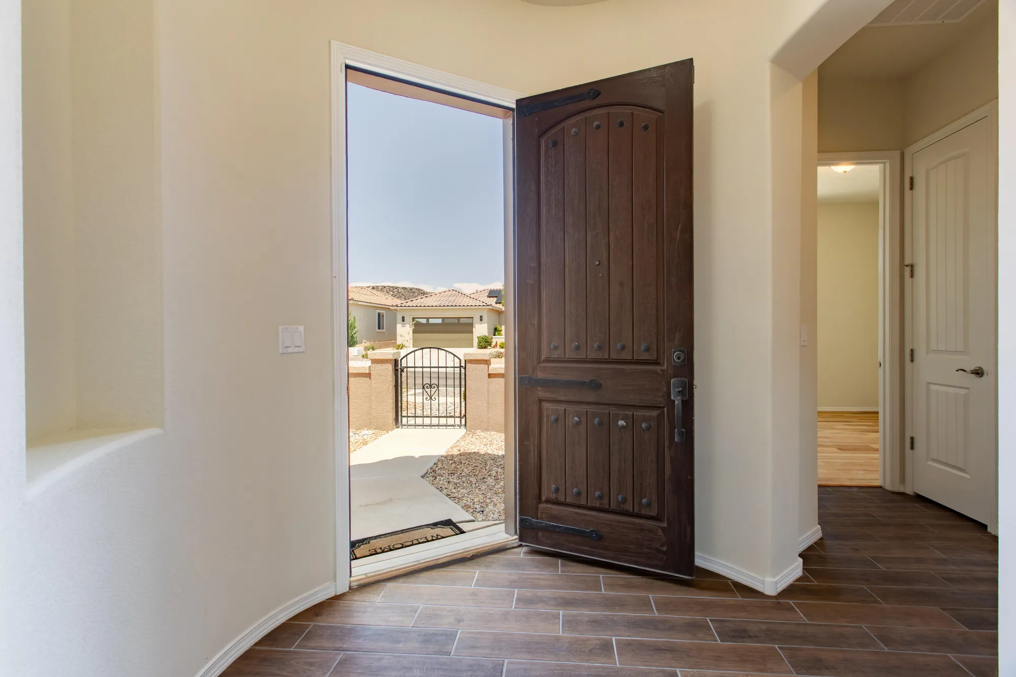 Property Slideshow image 7 of 68 | 2220 cebolla creek way, Albuquerque, NM, 87120