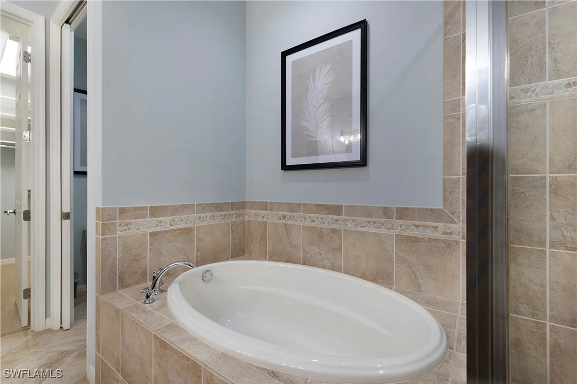 Property Slideshow image 17 of 43 | 8975 malibu st 1304, Naples, FL, 34113