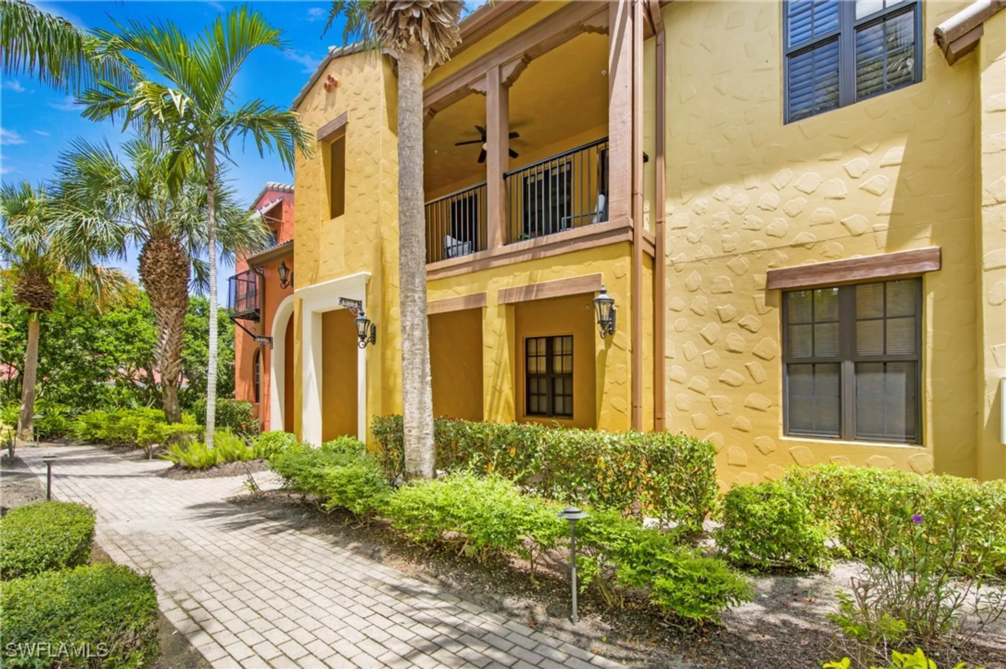 Property Slideshow image 2 of 43 | 8975 malibu st 1304, Naples, FL, 34113