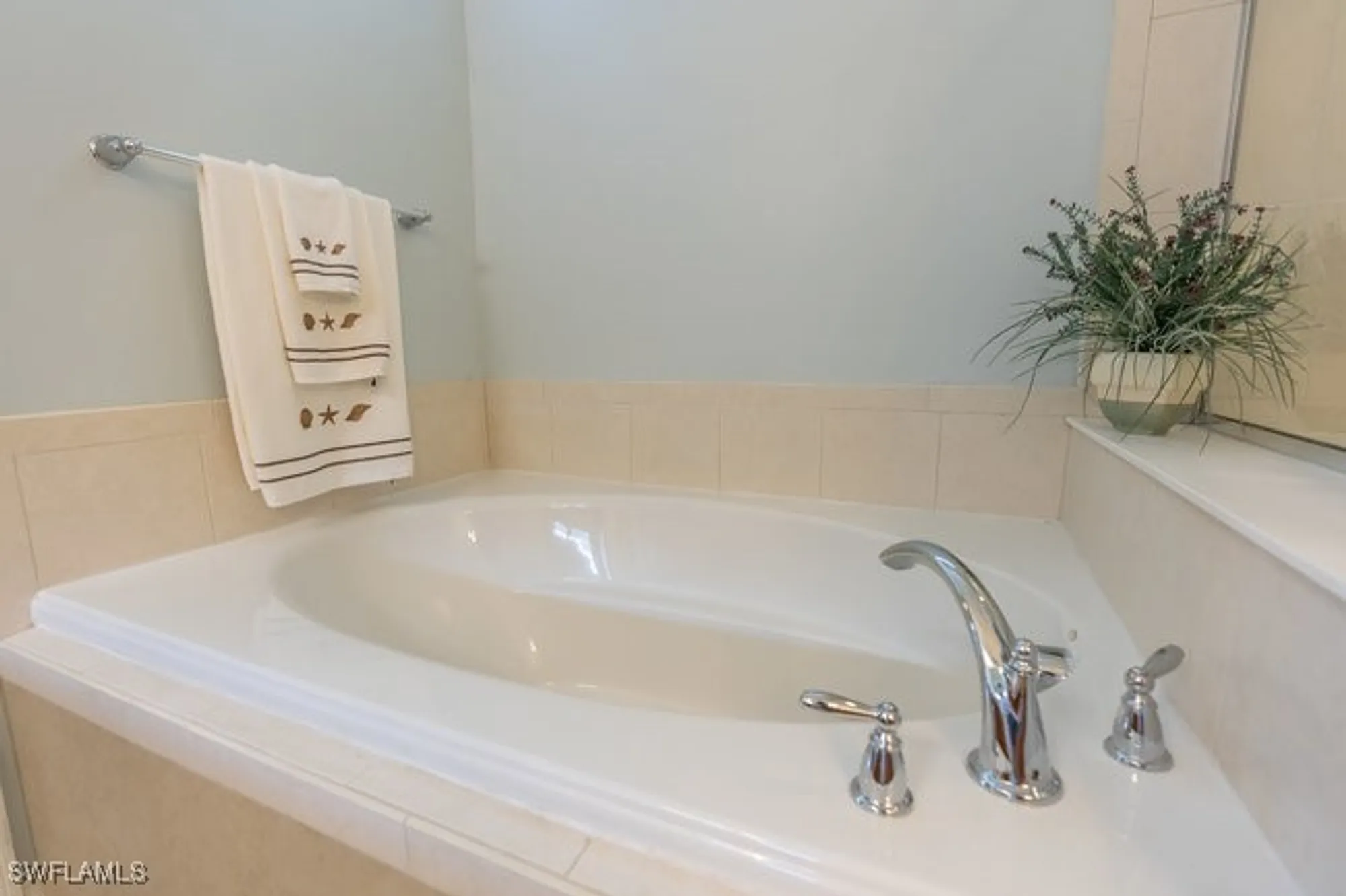 Property Slideshow image 27 of 50 | 8459 benelli ct, Naples, FL, 34114