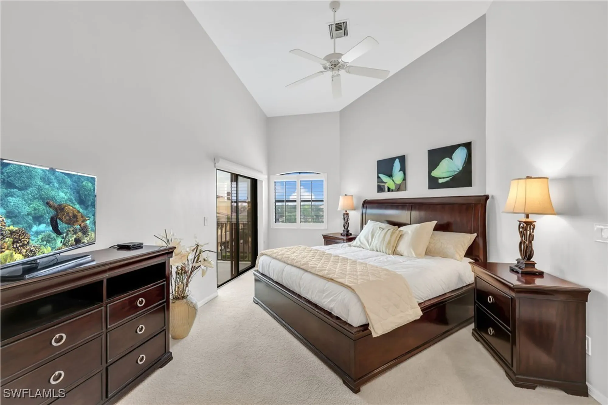 Property Slideshow image 15 of 23 | 195 vintage cir 402, Naples, FL, 34119