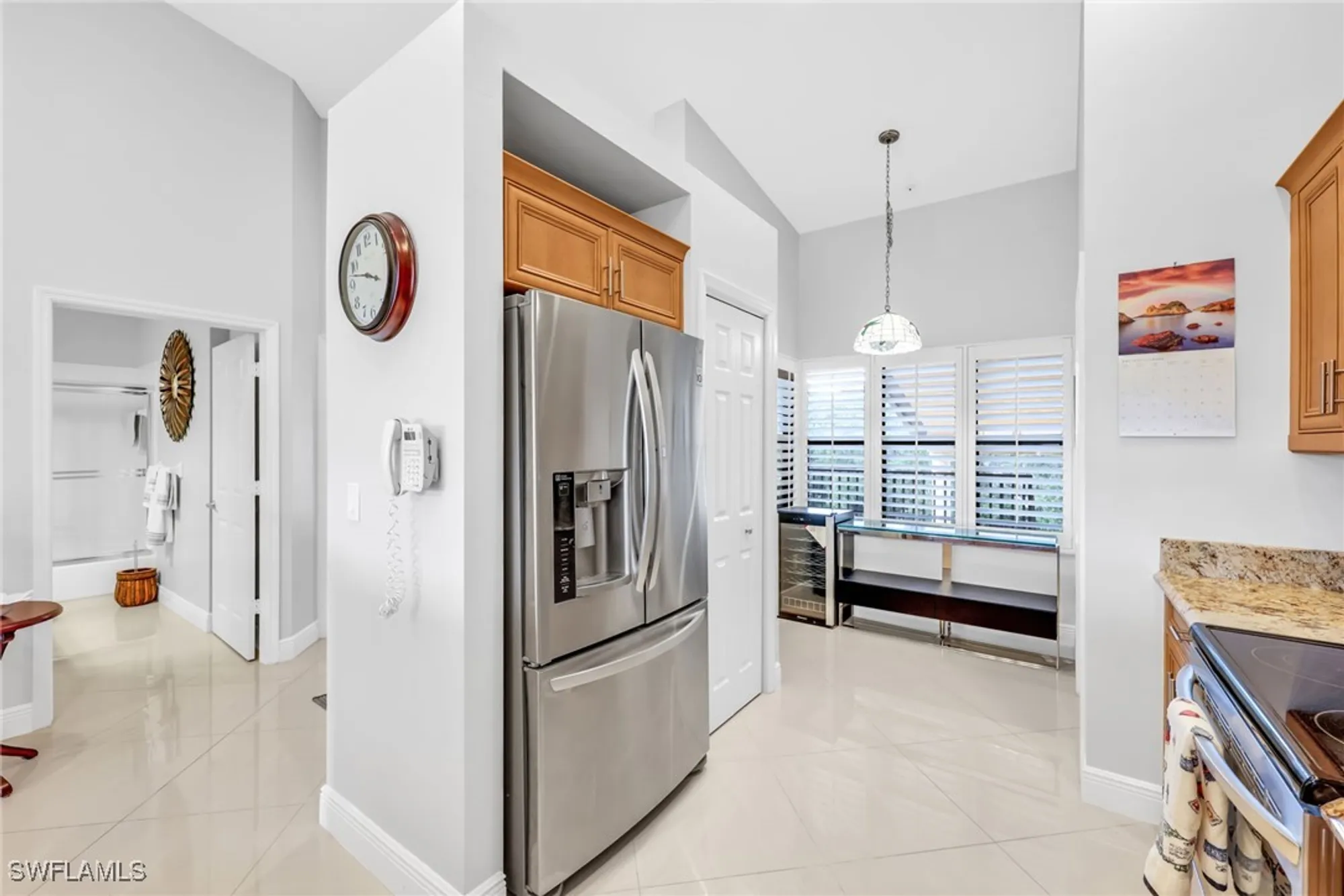 Property Slideshow image 11 of 23 | 195 vintage cir 402, Naples, FL, 34119