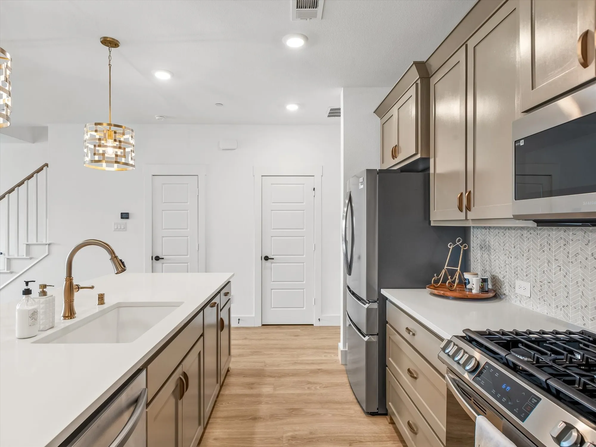 Property Slideshow image 8 of 26 | 3741 rosemont dr, Prosper, TX, 75078