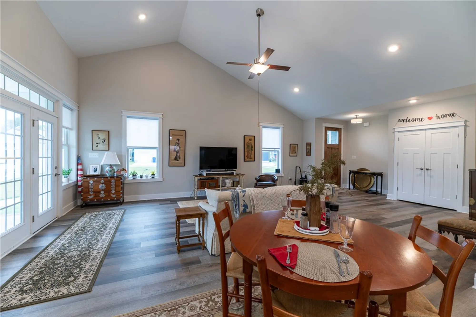 Property Slideshow image 10 of 27 | 3026 clinton ct, Williamsburg, VA, 23188