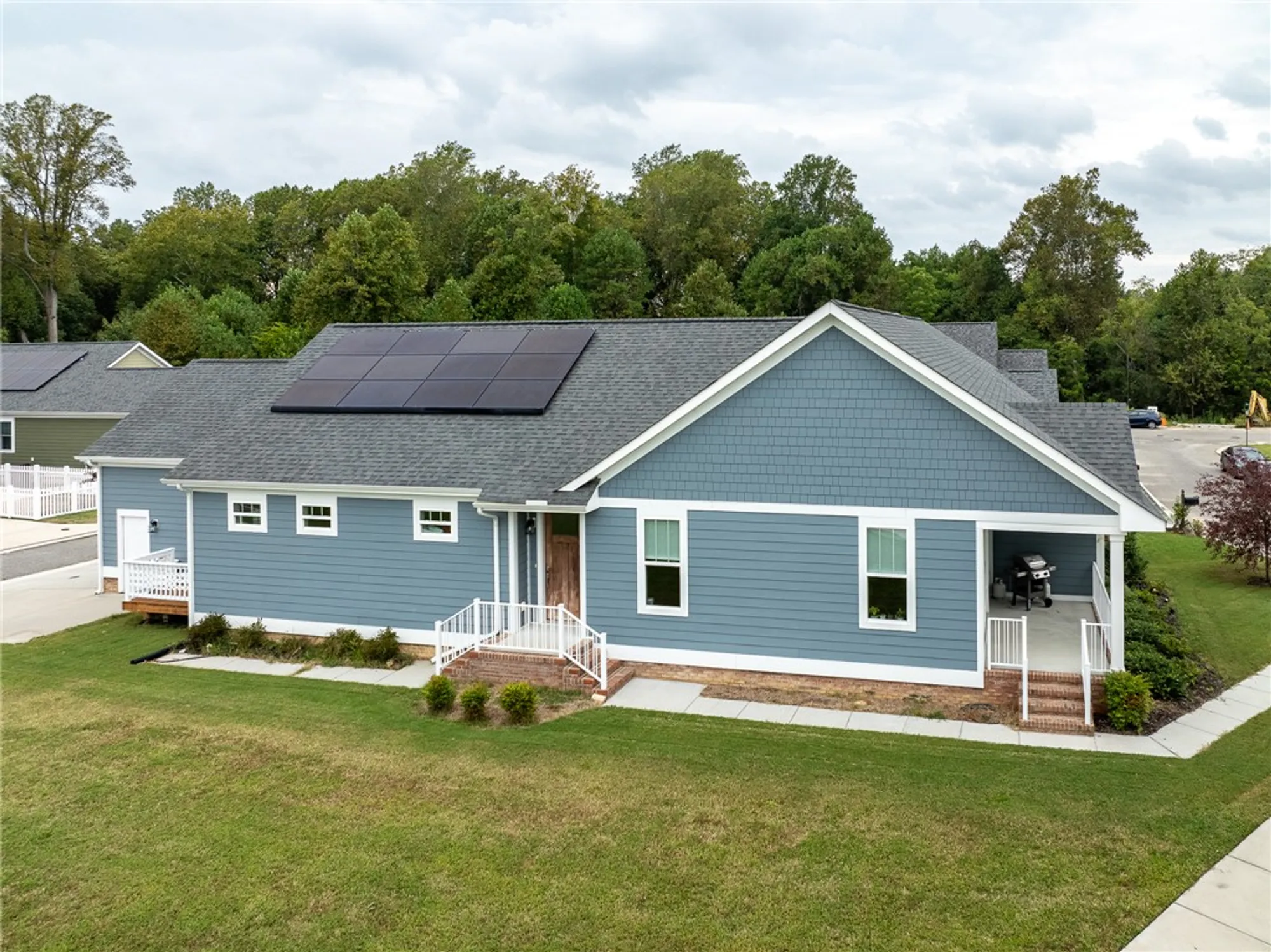 Property Slideshow image 21 of 27 | 3026 clinton ct, Williamsburg, VA, 23188