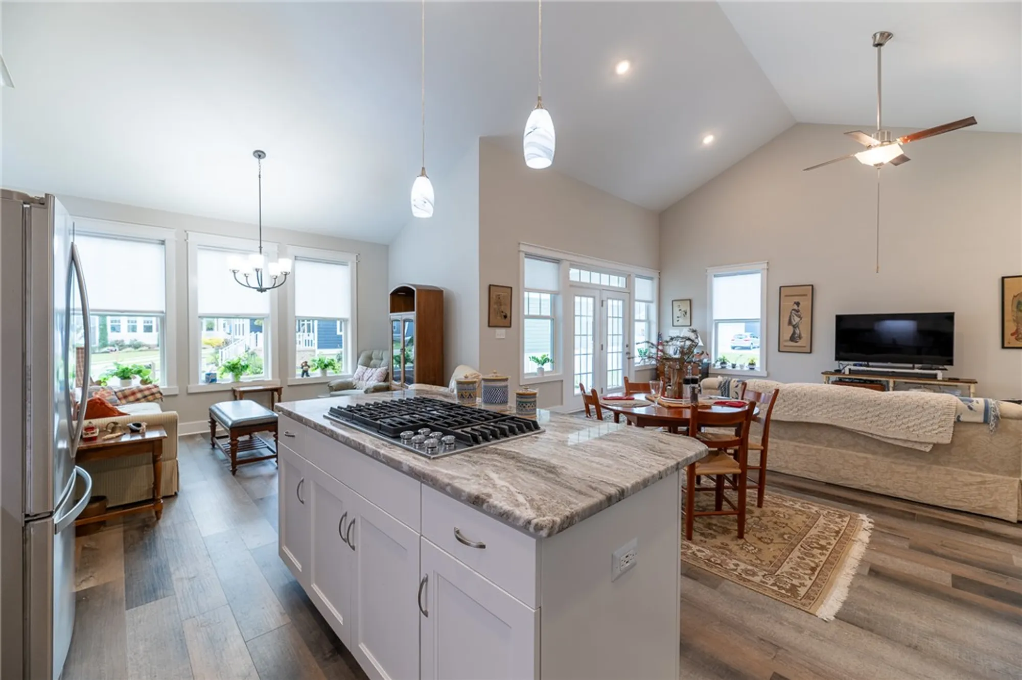 Property Slideshow image 5 of 27 | 3026 clinton ct, Williamsburg, VA, 23188