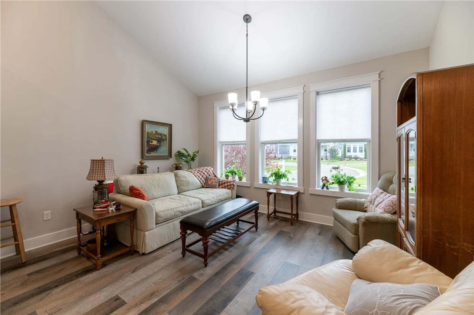 Property Slideshow image 7 of 27 | 3026 clinton ct, Williamsburg, VA, 23188