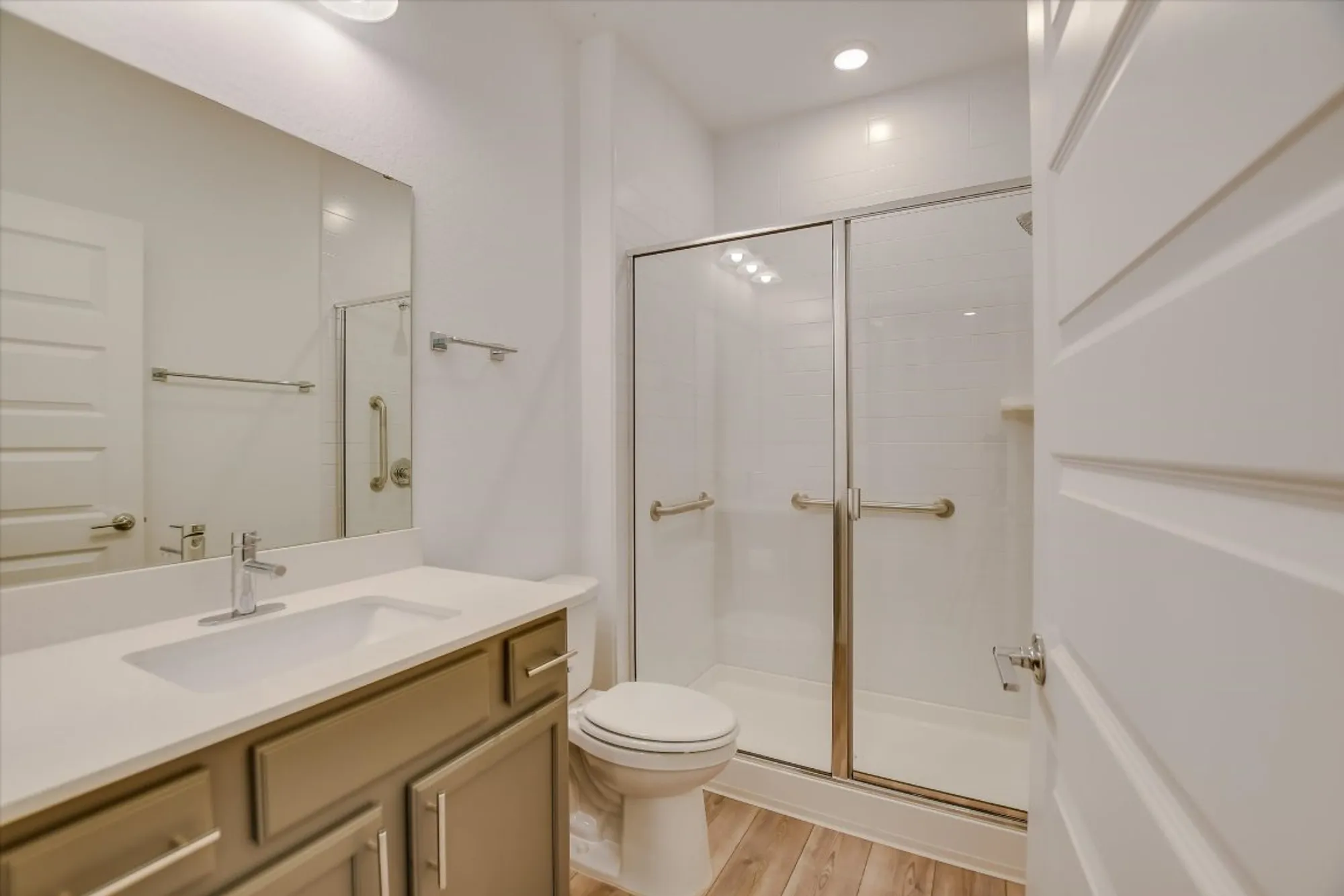 Property Slideshow image 18 of 21 | 702 kitty hawk rd, Georgetown, TX, 78633