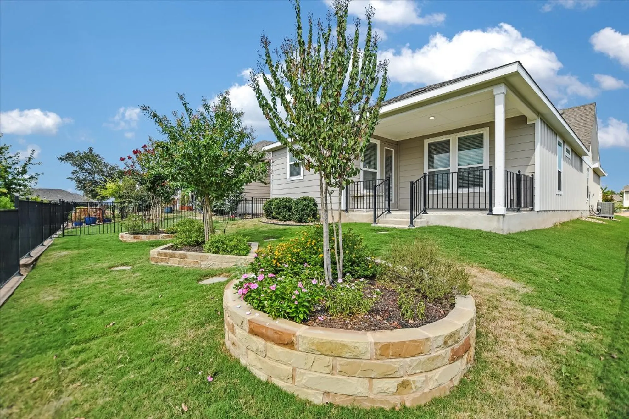 Property Slideshow image 20 of 21 | 702 kitty hawk rd, Georgetown, TX, 78633