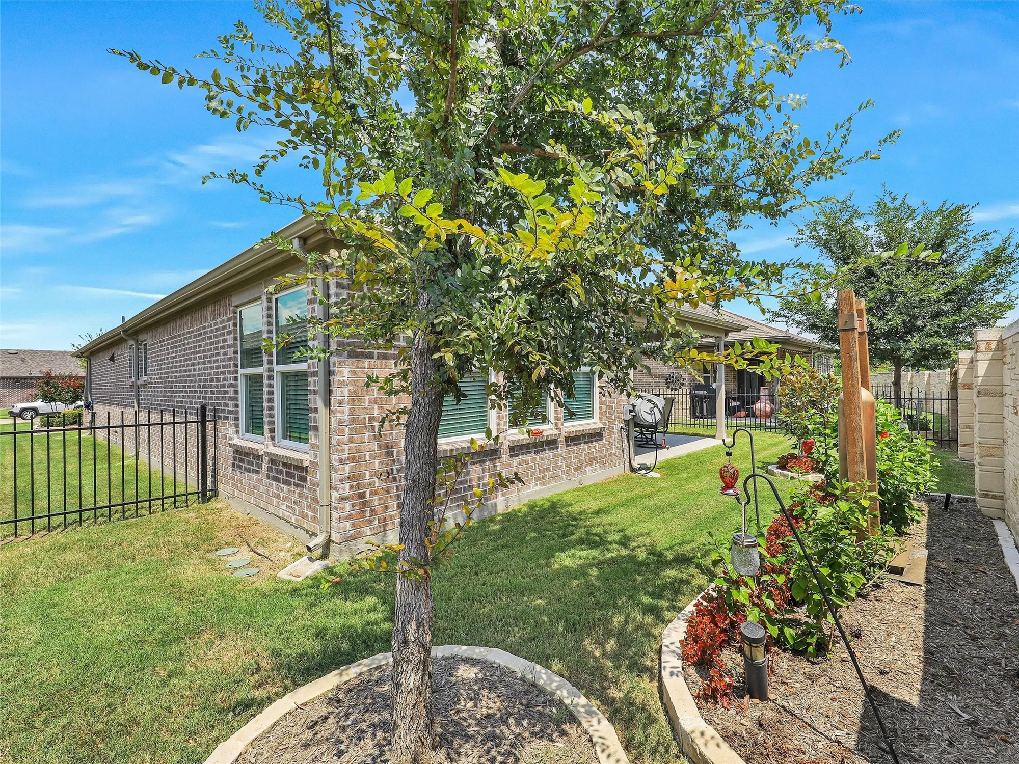 Property Slideshow image 29 of 30 | 1216 rough hollow dr, Mckinney, TX, 75071