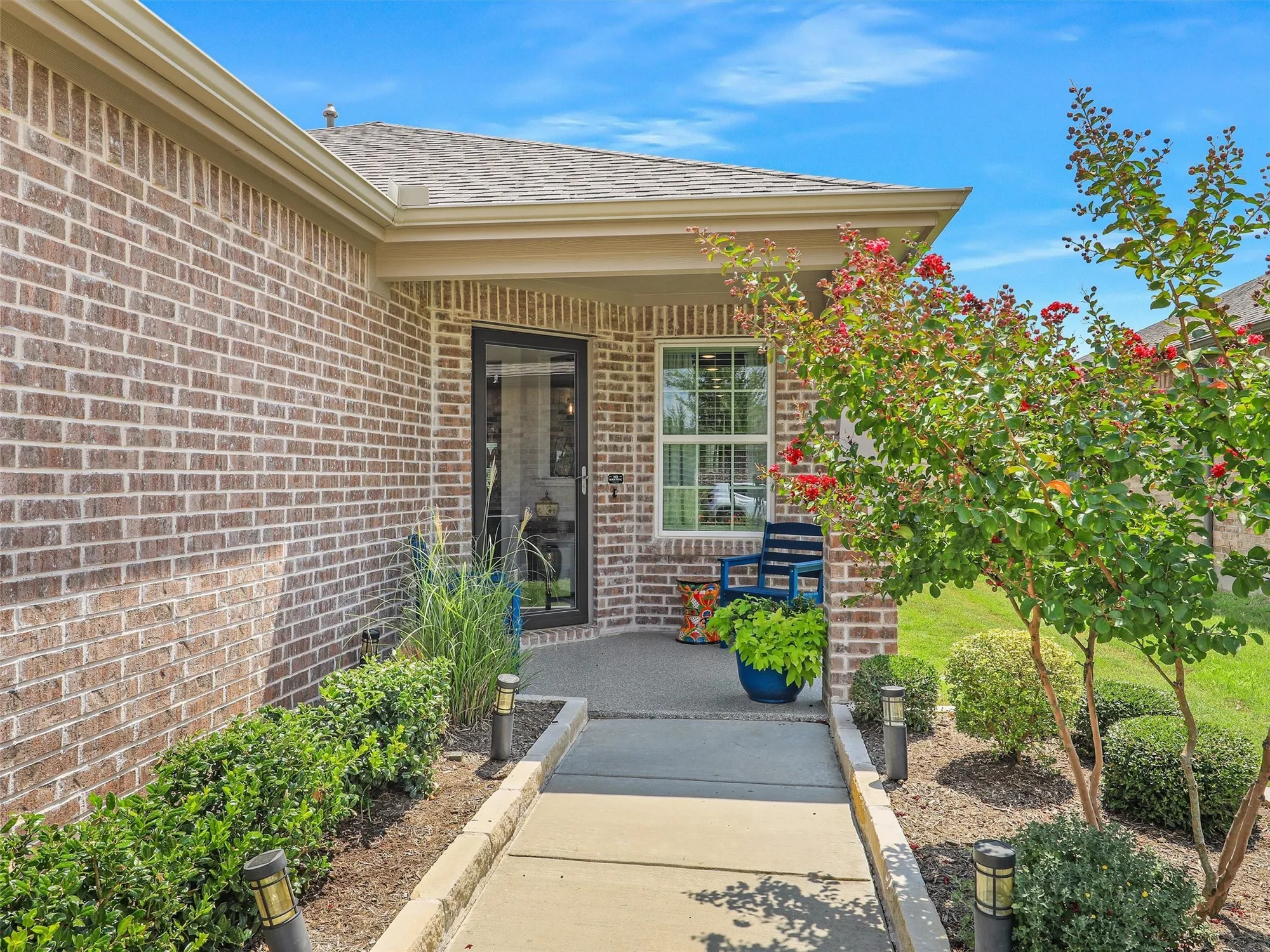 Property Slideshow image 2 of 30 | 1216 rough hollow dr, Mckinney, TX, 75071