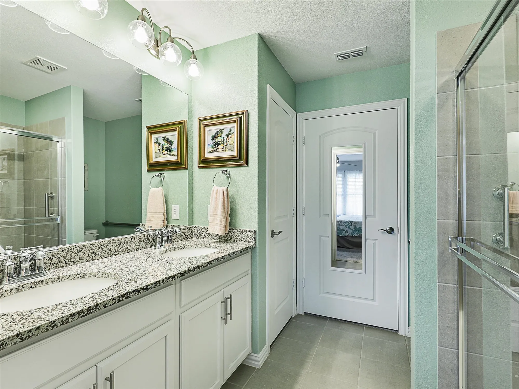 Property Slideshow image 22 of 30 | 1216 rough hollow dr, Mckinney, TX, 75071