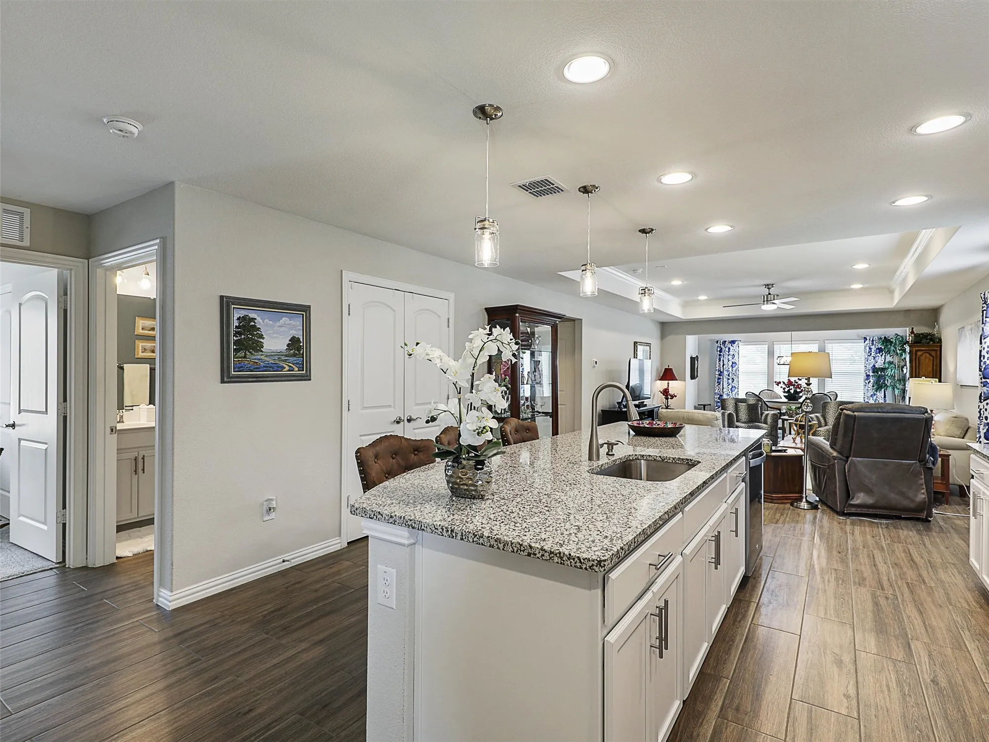 Property Slideshow image 6 of 30 | 1216 rough hollow dr, Mckinney, TX, 75071