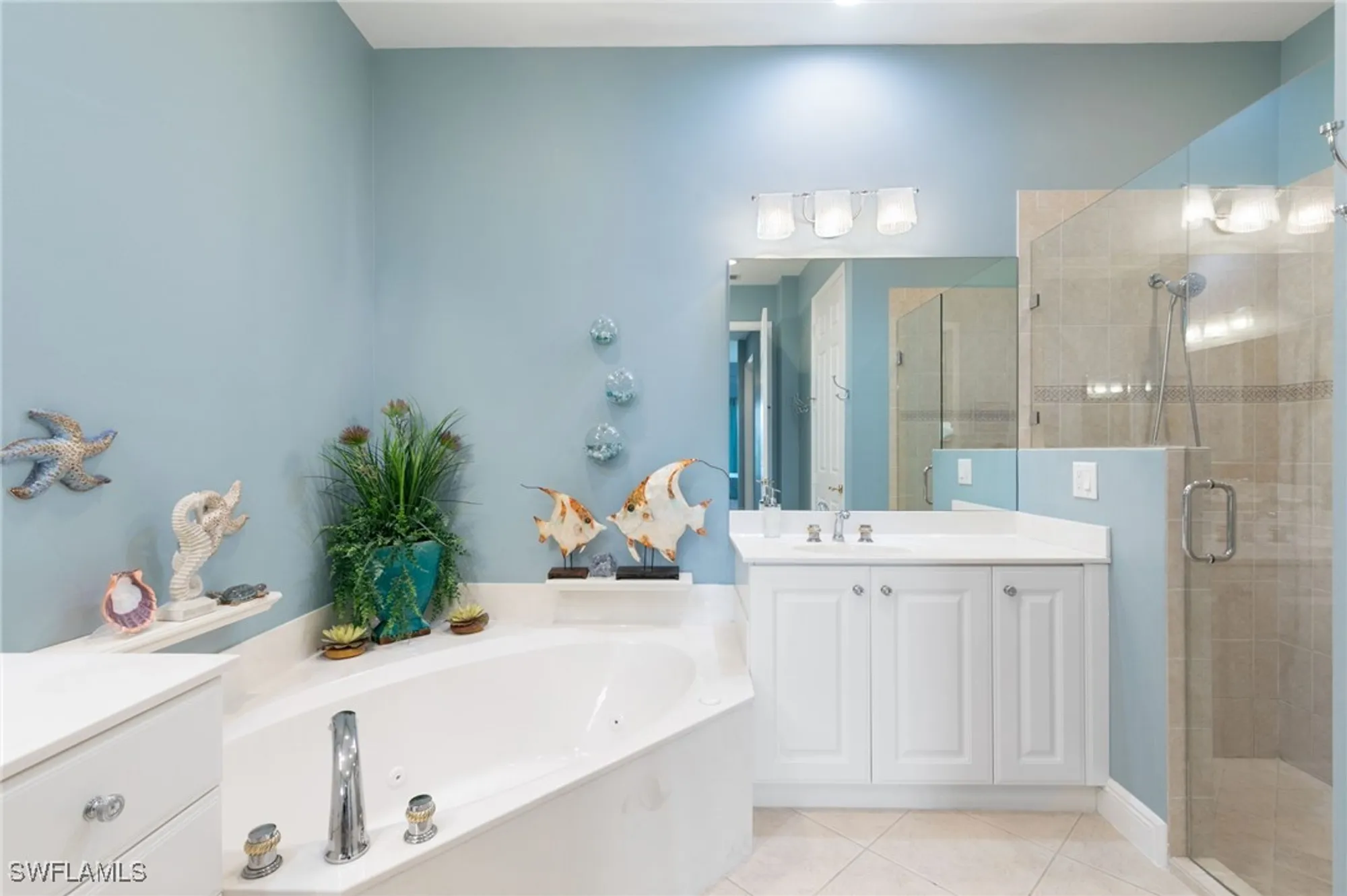 Property Slideshow image 23 of 35 | 9235 tesoro ln # 4-102, Naples, FL, 34114