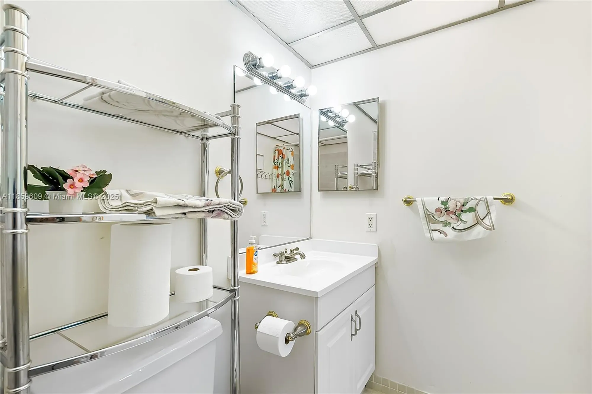 Property Slideshow image 27 of 65 | 10715 w clairmont cir 212, Tamarac, FL, 33321
