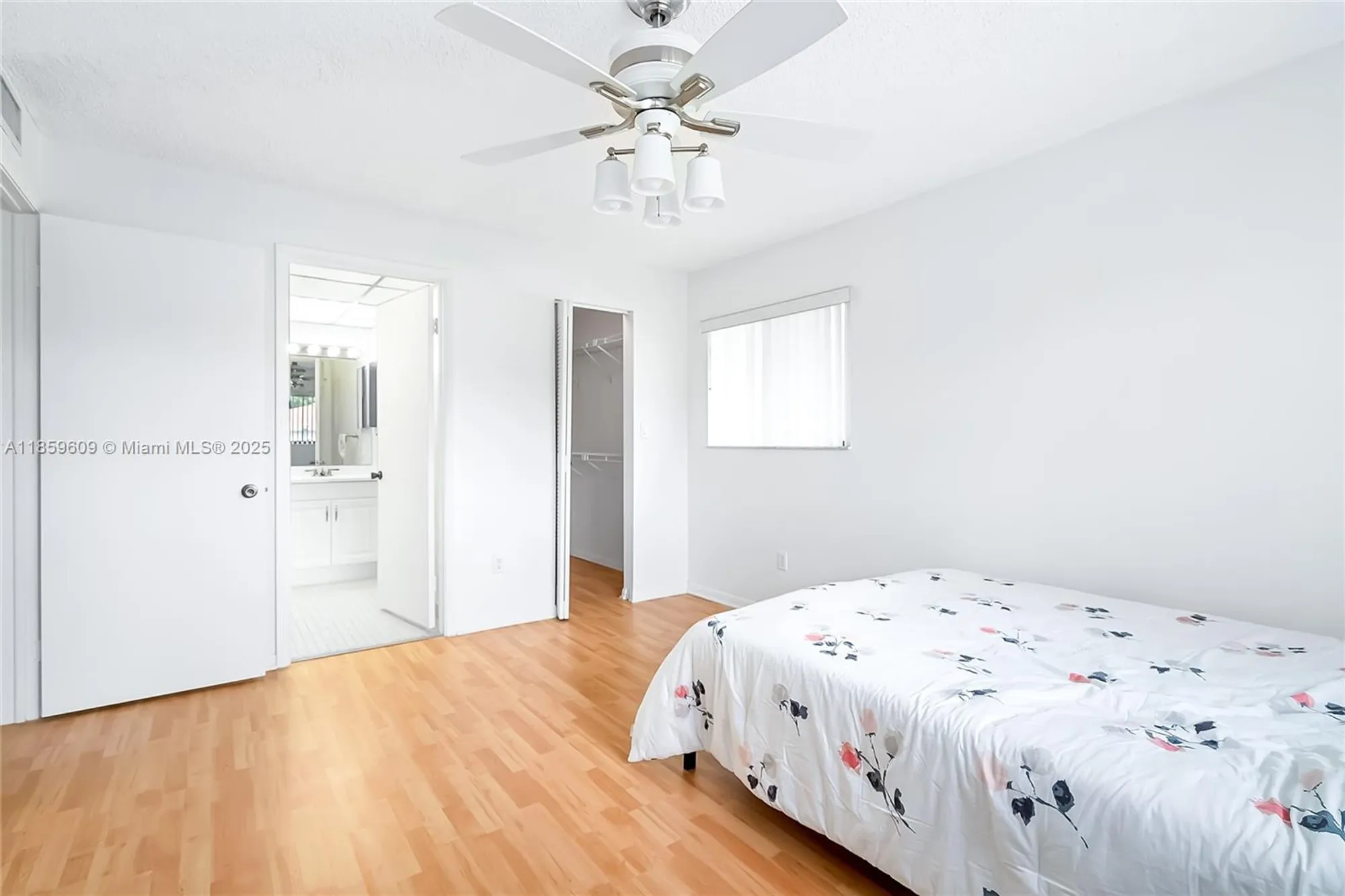 Property Slideshow image 23 of 65 | 10715 w clairmont cir 212, Tamarac, FL, 33321