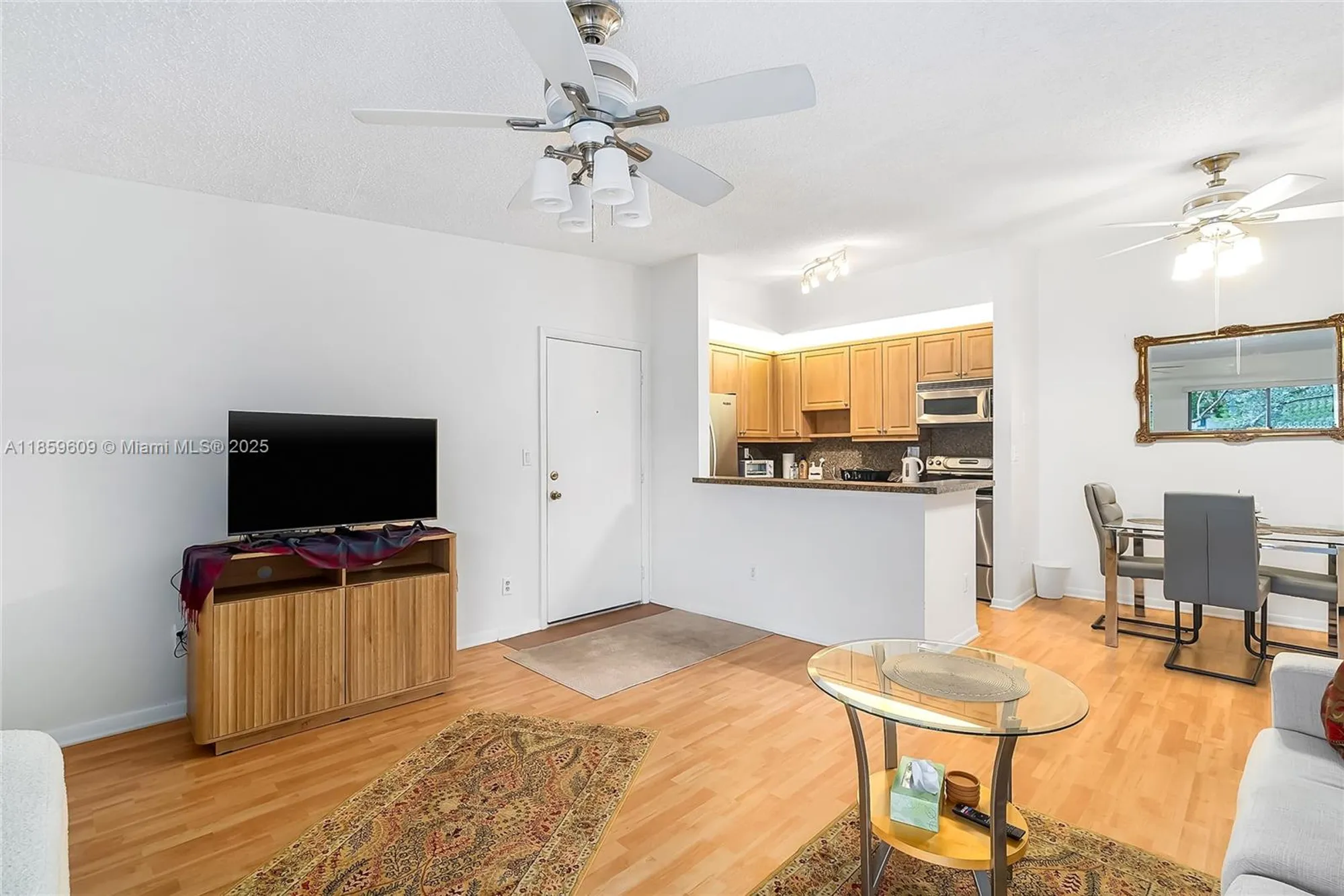 Property Slideshow image 4 of 65 | 10715 w clairmont cir 212, Tamarac, FL, 33321