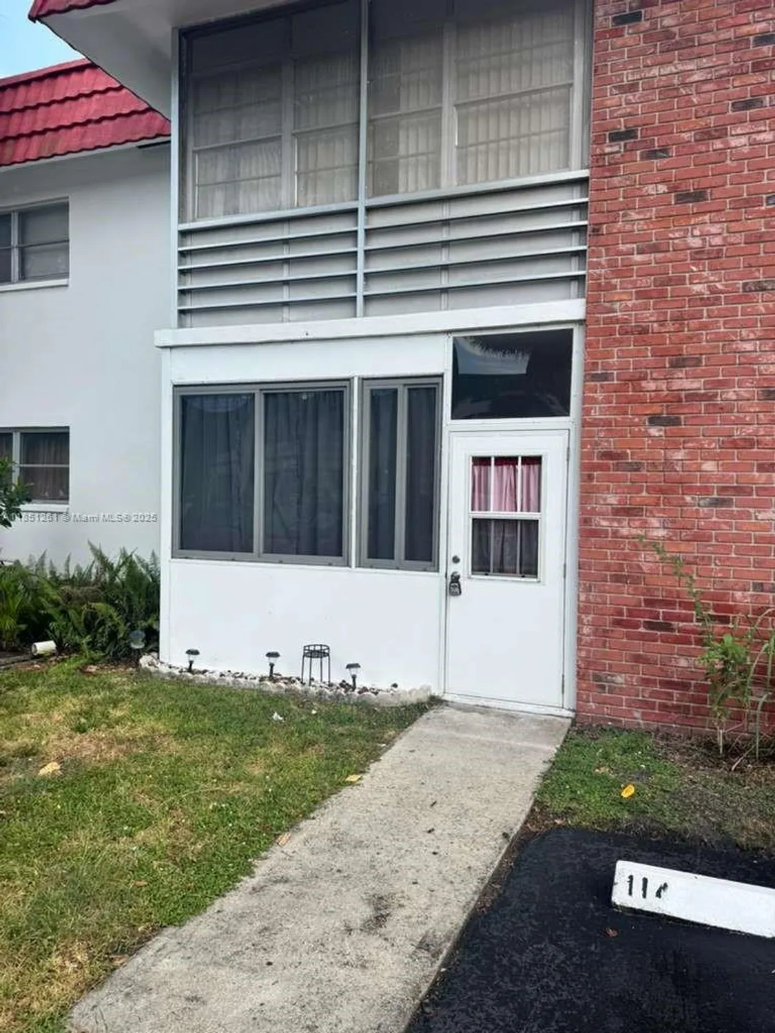 Property Slideshow image 2 of 2 | 2251 nw 48th ter 114, Lauderhill, FL, 33313