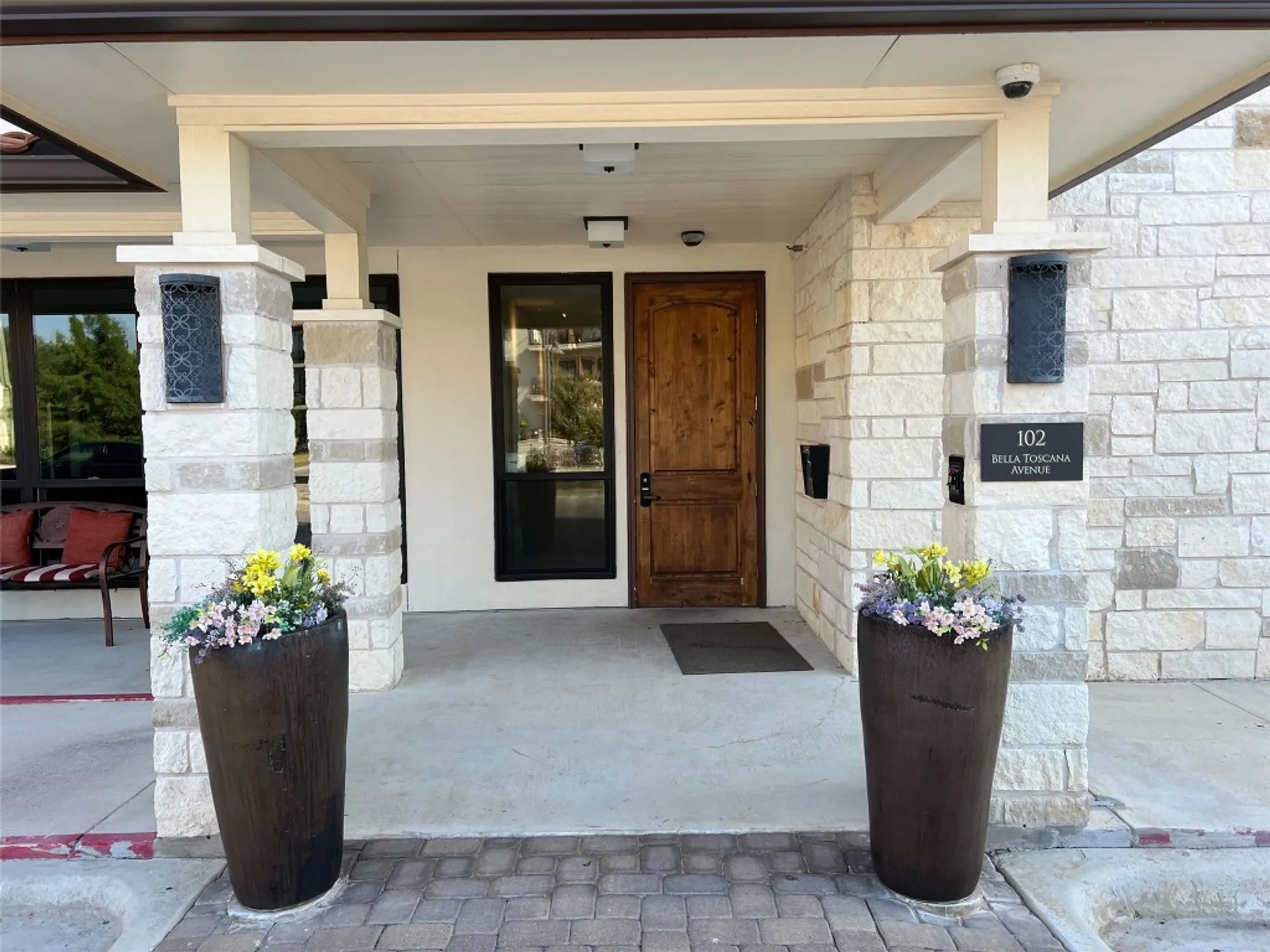 Property Slideshow image 19 of 31 | 102 bella toscana ave unit 1103, Lakeway, TX, 78734