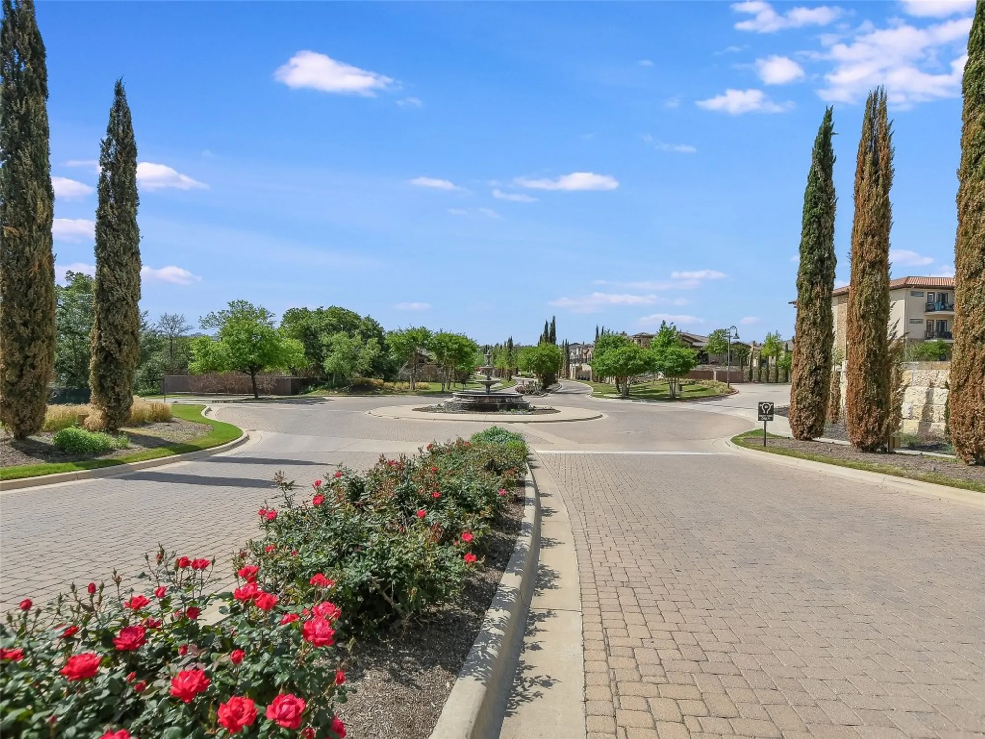 Property Slideshow image 20 of 31 | 102 bella toscana ave unit 1103, Lakeway, TX, 78734