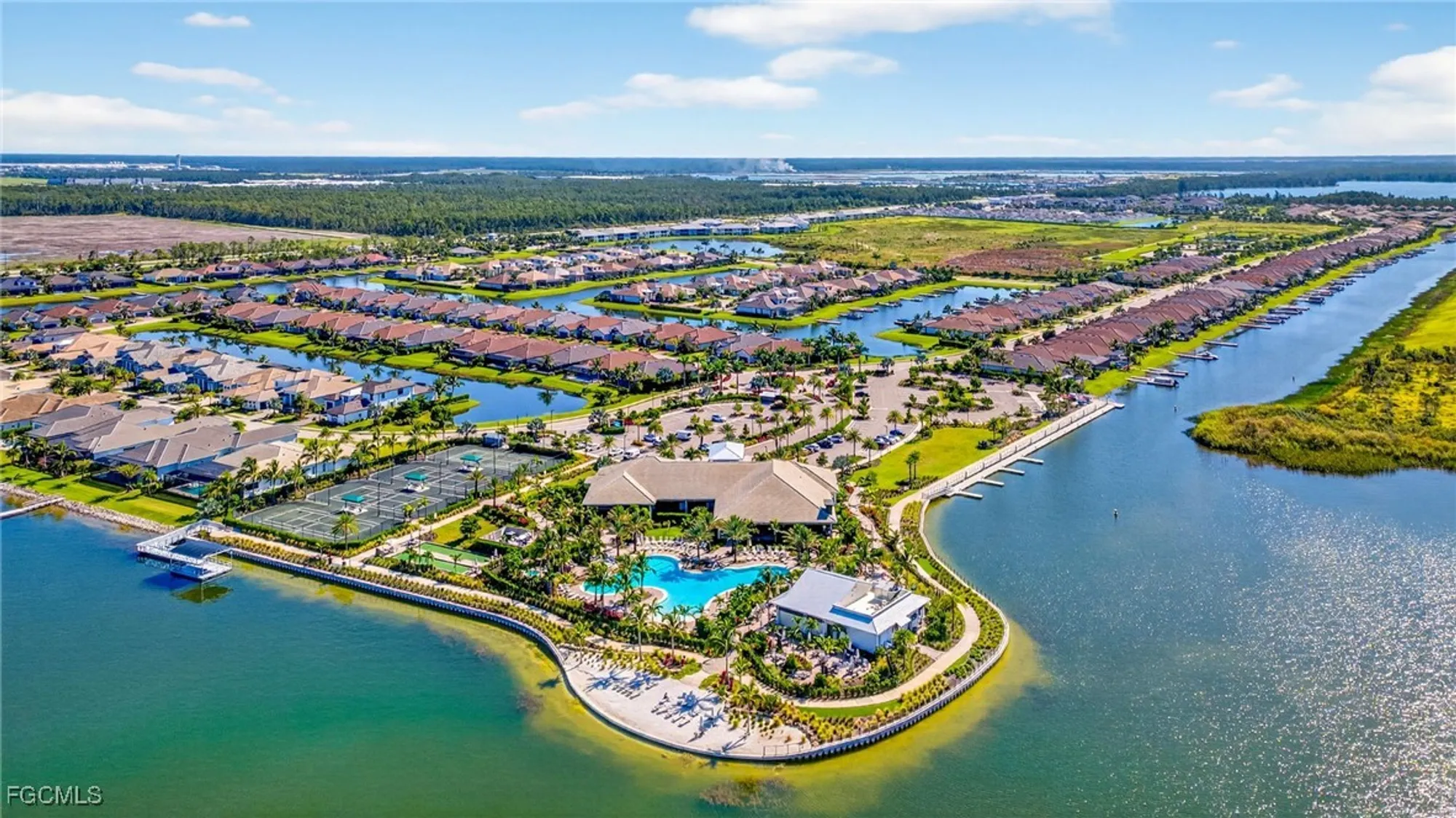 Property Slideshow image 34 of 50 | 11861 venetian lagoon dr unit 104, Fort Myers, FL, 33913
