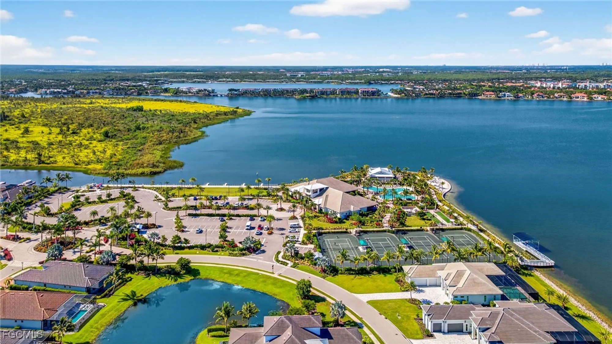 Property Slideshow image 33 of 50 | 11861 venetian lagoon dr unit 104, Fort Myers, FL, 33913