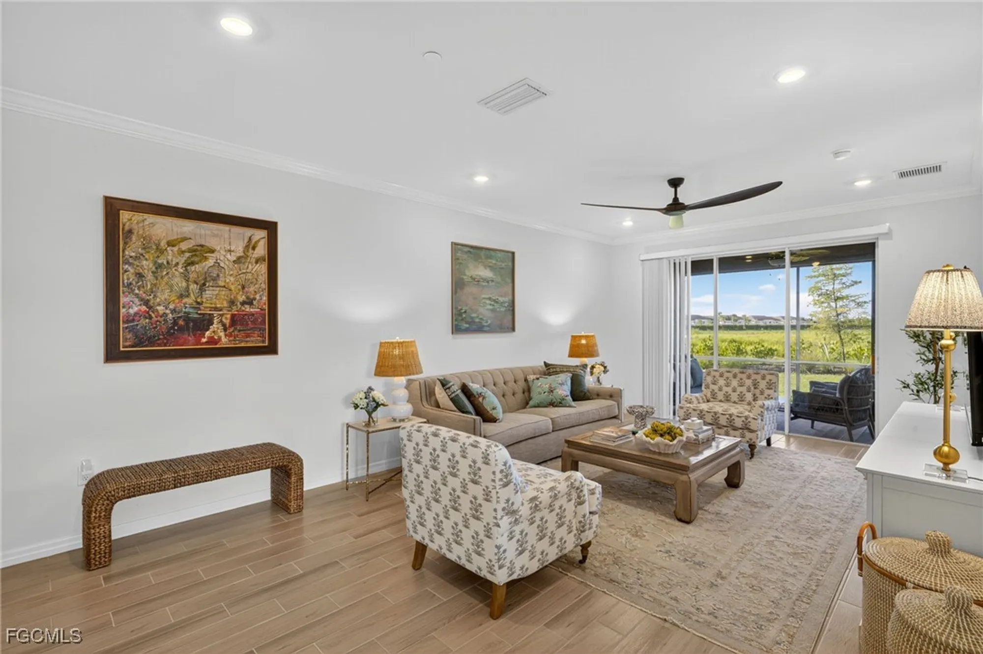 Property Slideshow image 9 of 50 | 11861 venetian lagoon dr unit 104, Fort Myers, FL, 33913
