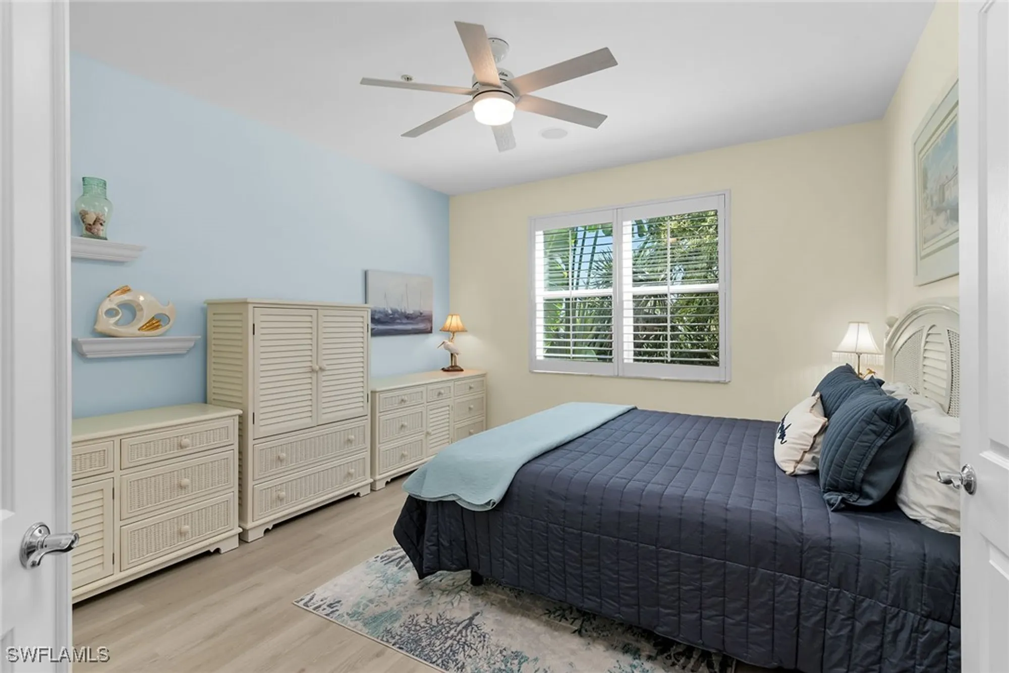 Property Slideshow image 16 of 40 | 4650 hawks nest way 204, Naples, FL, 34114