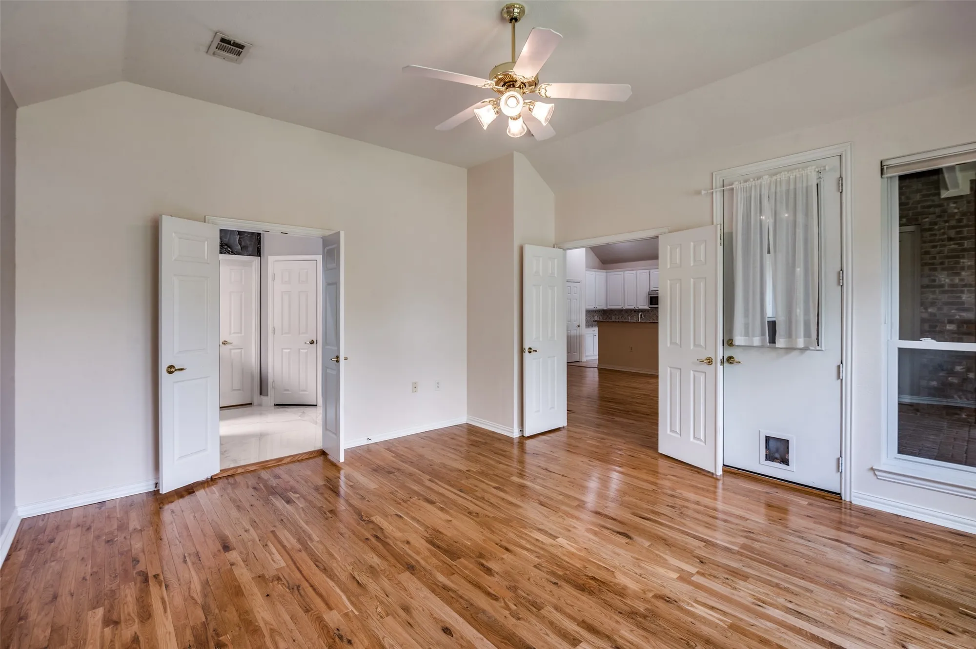 Property Slideshow image 16 of 29 | 1383 sagebrook dr, Fairview, TX, 75069