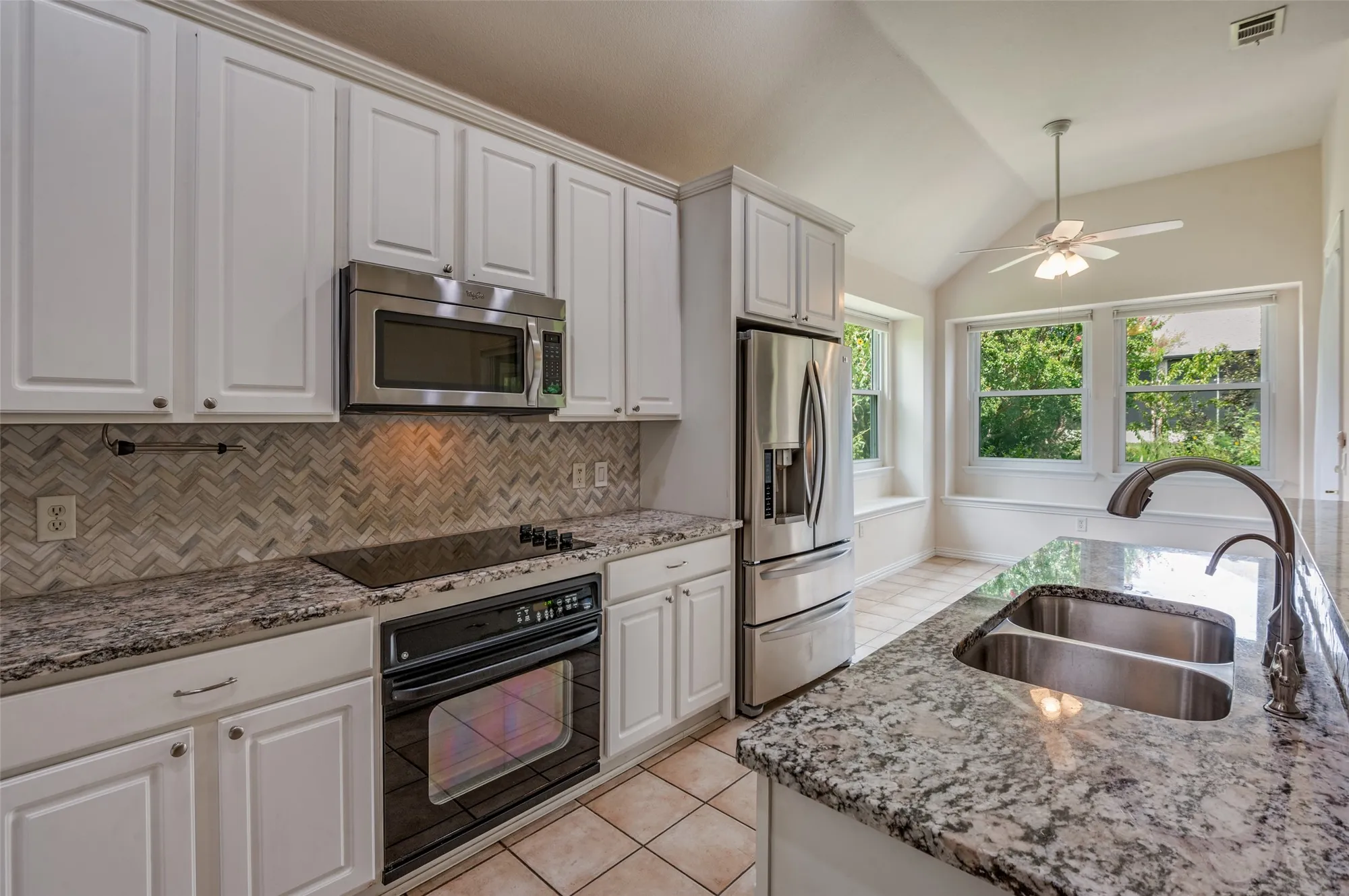 Property Slideshow image 11 of 29 | 1383 sagebrook dr, Fairview, TX, 75069