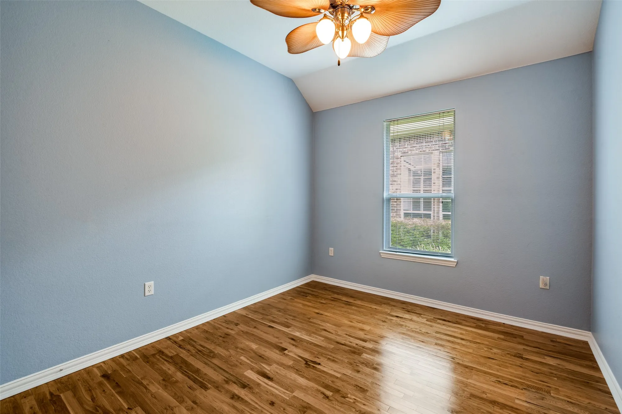 Property Slideshow image 20 of 29 | 1383 sagebrook dr, Fairview, TX, 75069