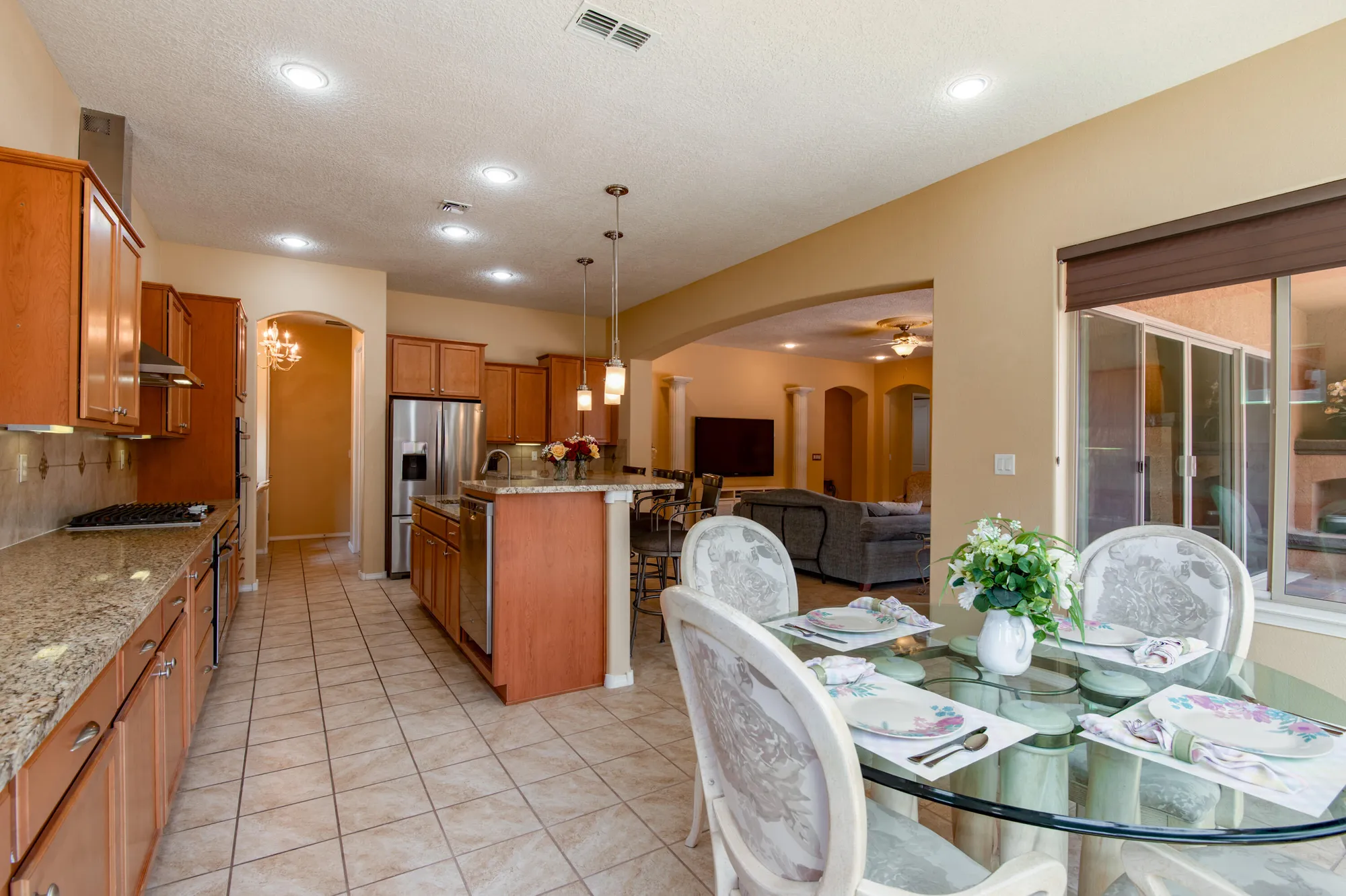 Property Slideshow image 19 of 52 | 9316 iron creek ln, Albuquerque, NM, 87120