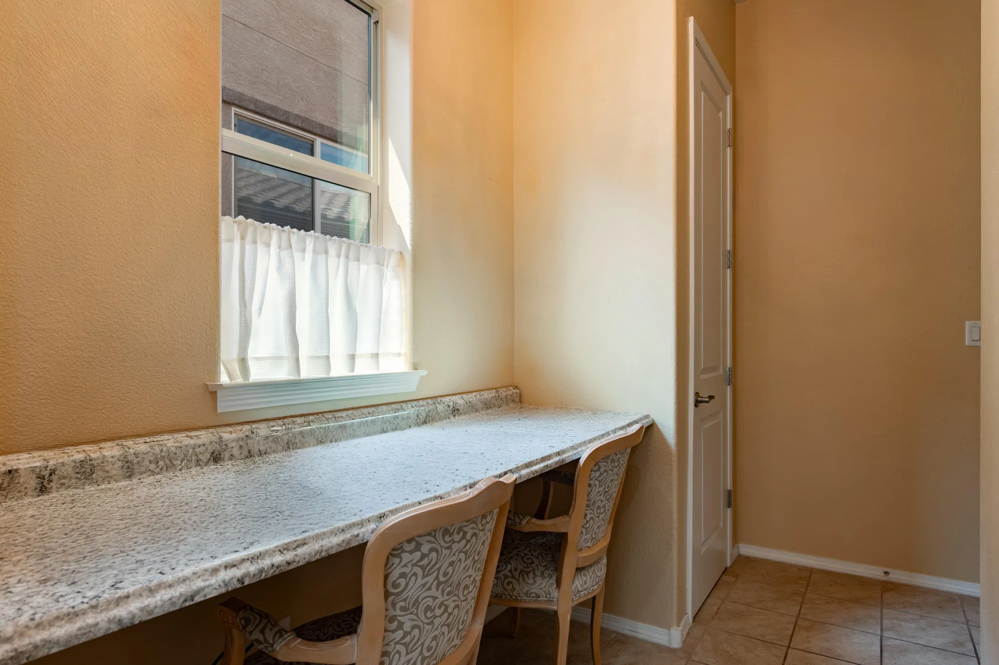 Property Slideshow image 37 of 52 | 9316 iron creek ln, Albuquerque, NM, 87120
