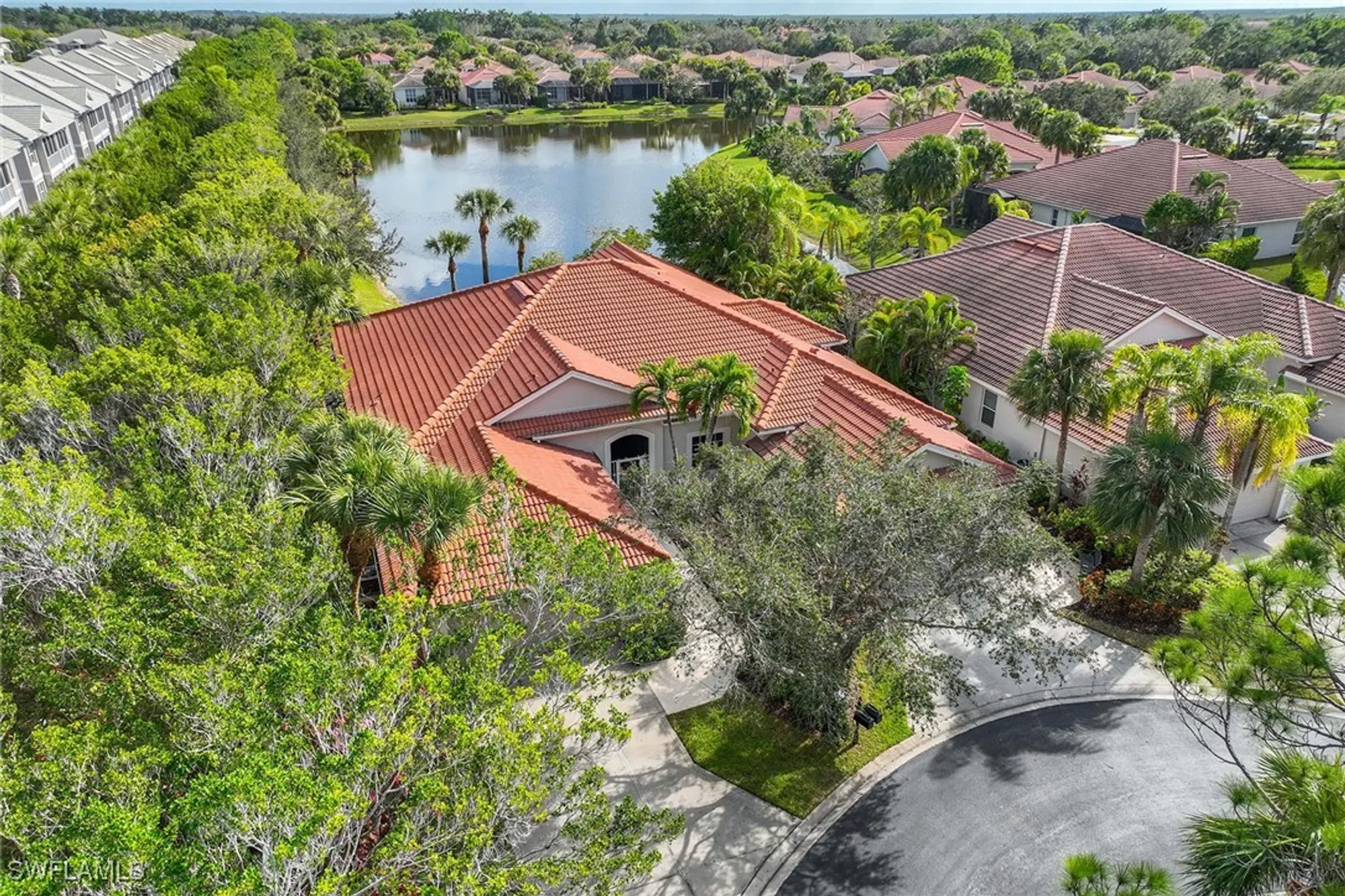 Property Slideshow image 28 of 50 | 8460 bent creek ct, Naples, FL, 34114