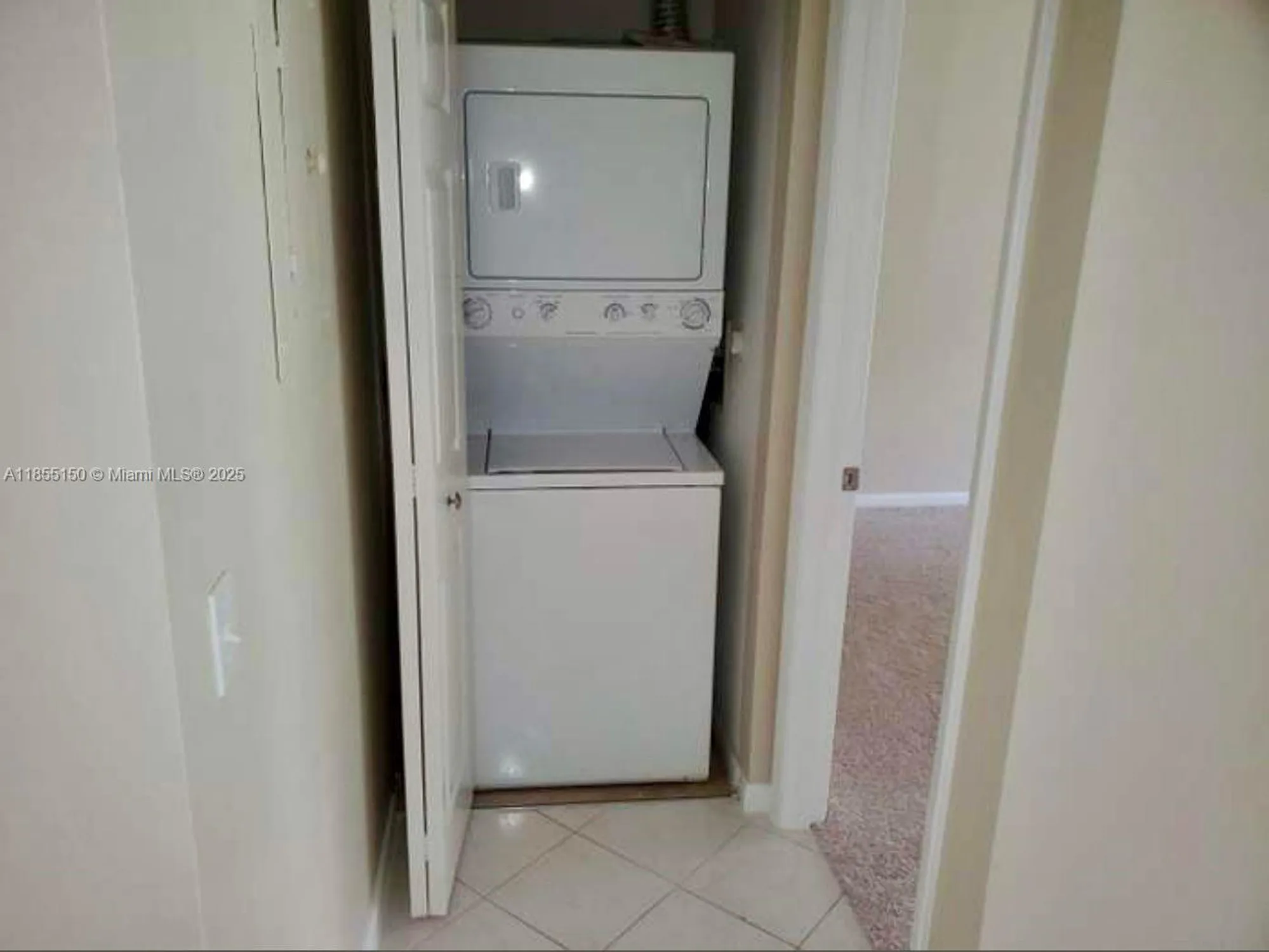 Property Slideshow image 10 of 11 | 7843 willow spring dr apt 615, Lake Worth, FL, 33467